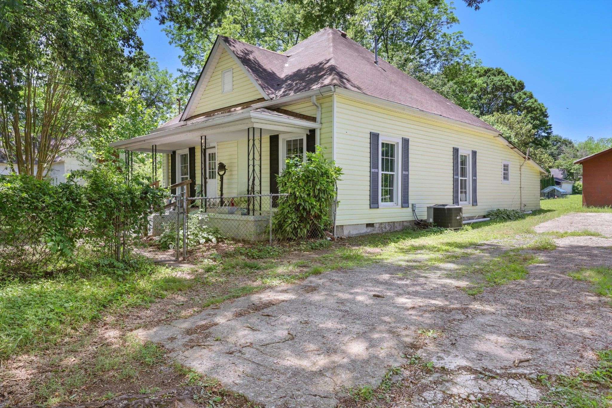 506 Daugherty Street