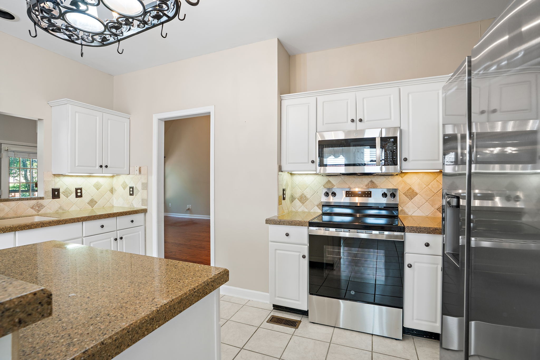 5521 Peninsula Park Lndg