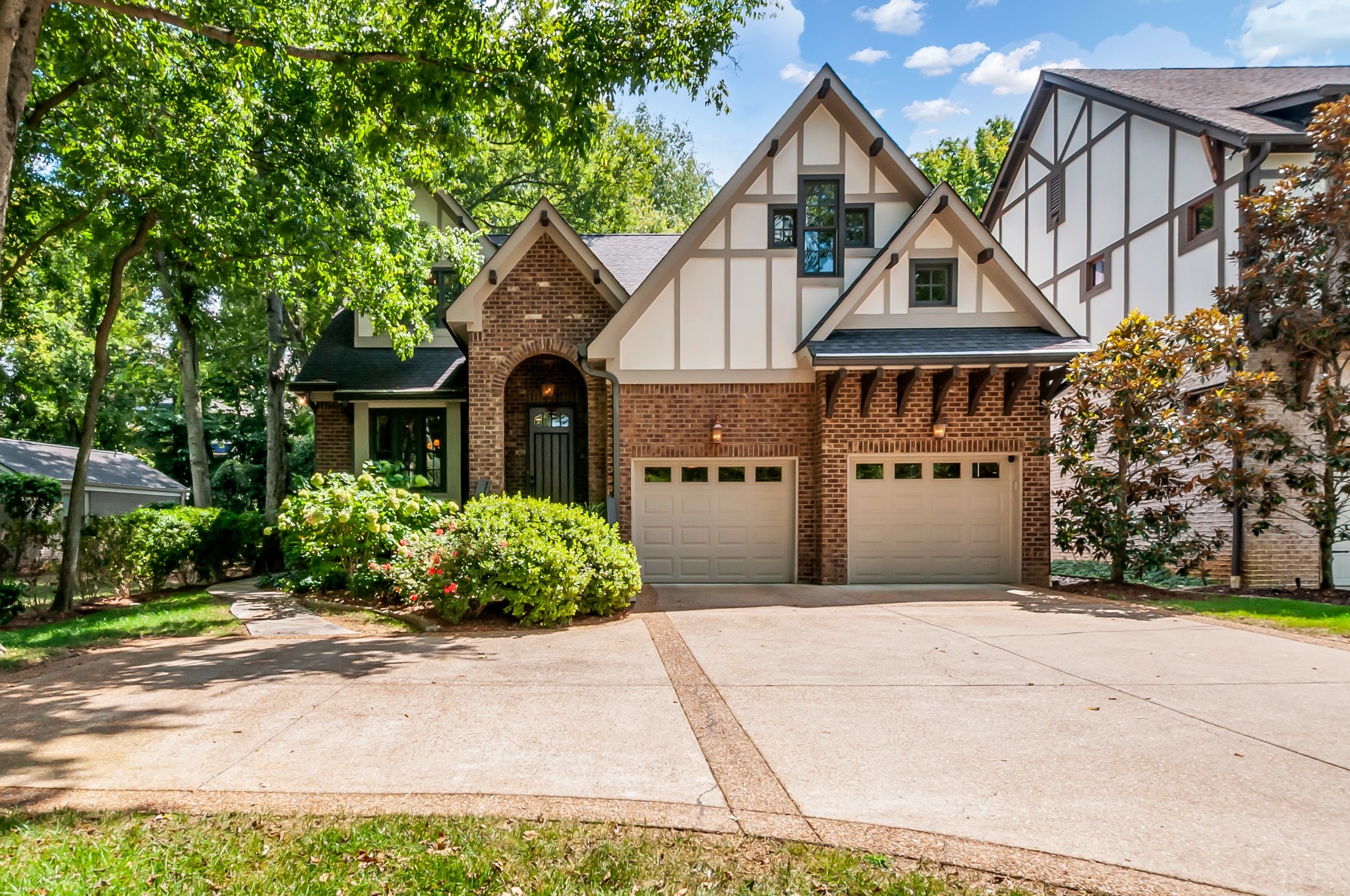 3806 Cross Creek Rd