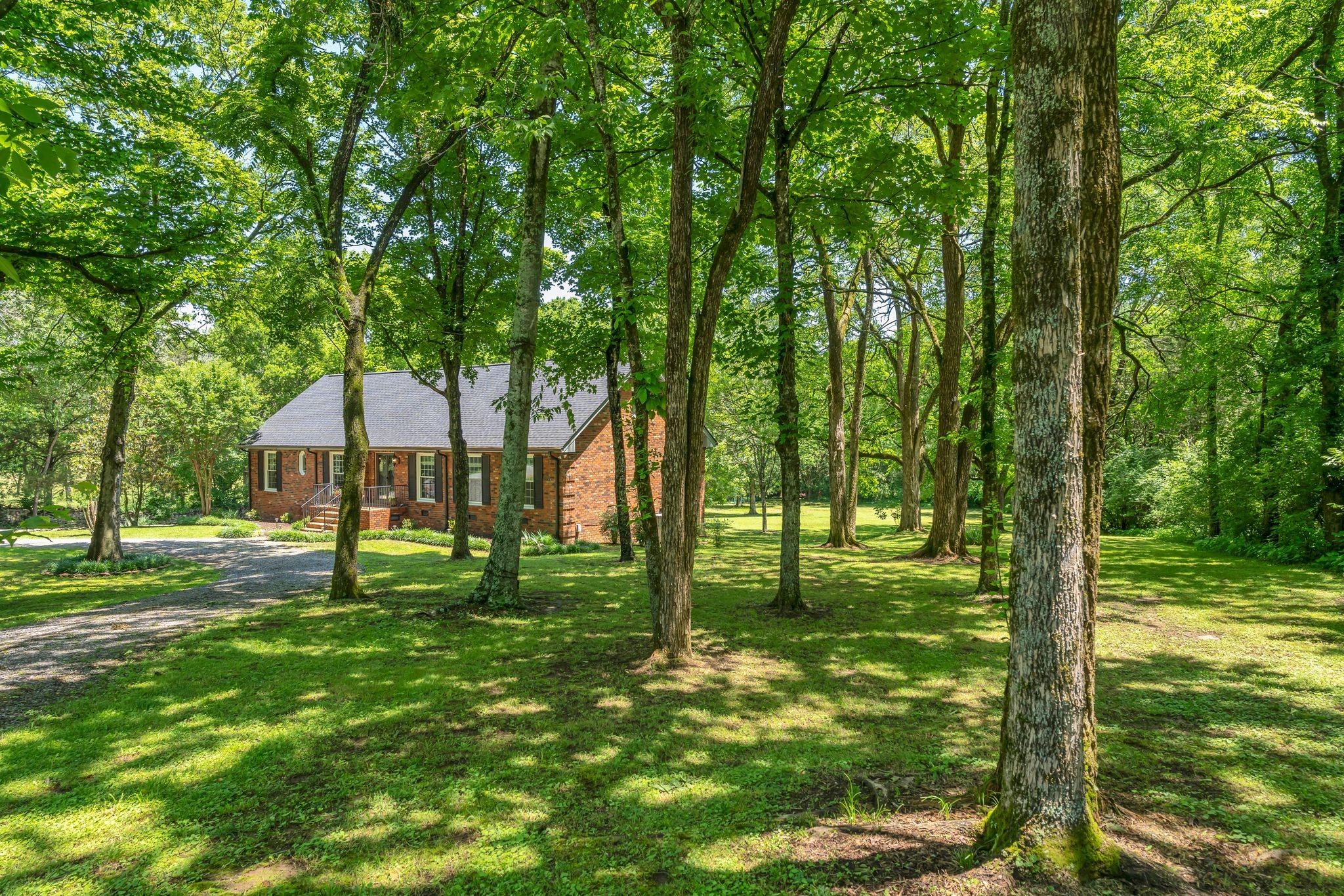 Middle Tennessee Properties 3 1001 Dickinson Ln