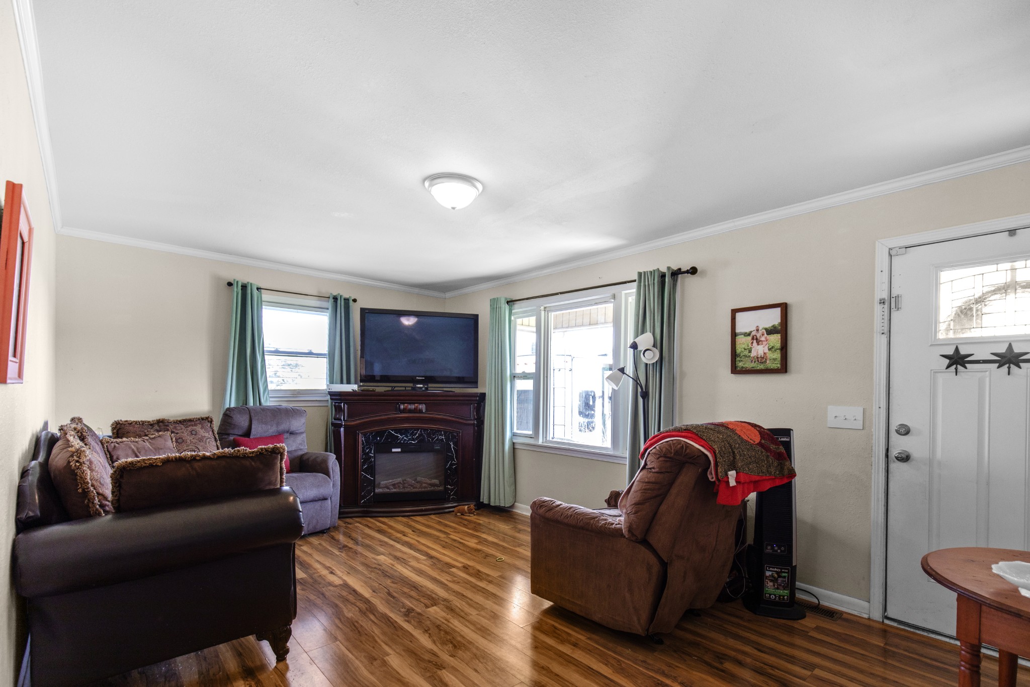 1120 Franks Ferry Rd