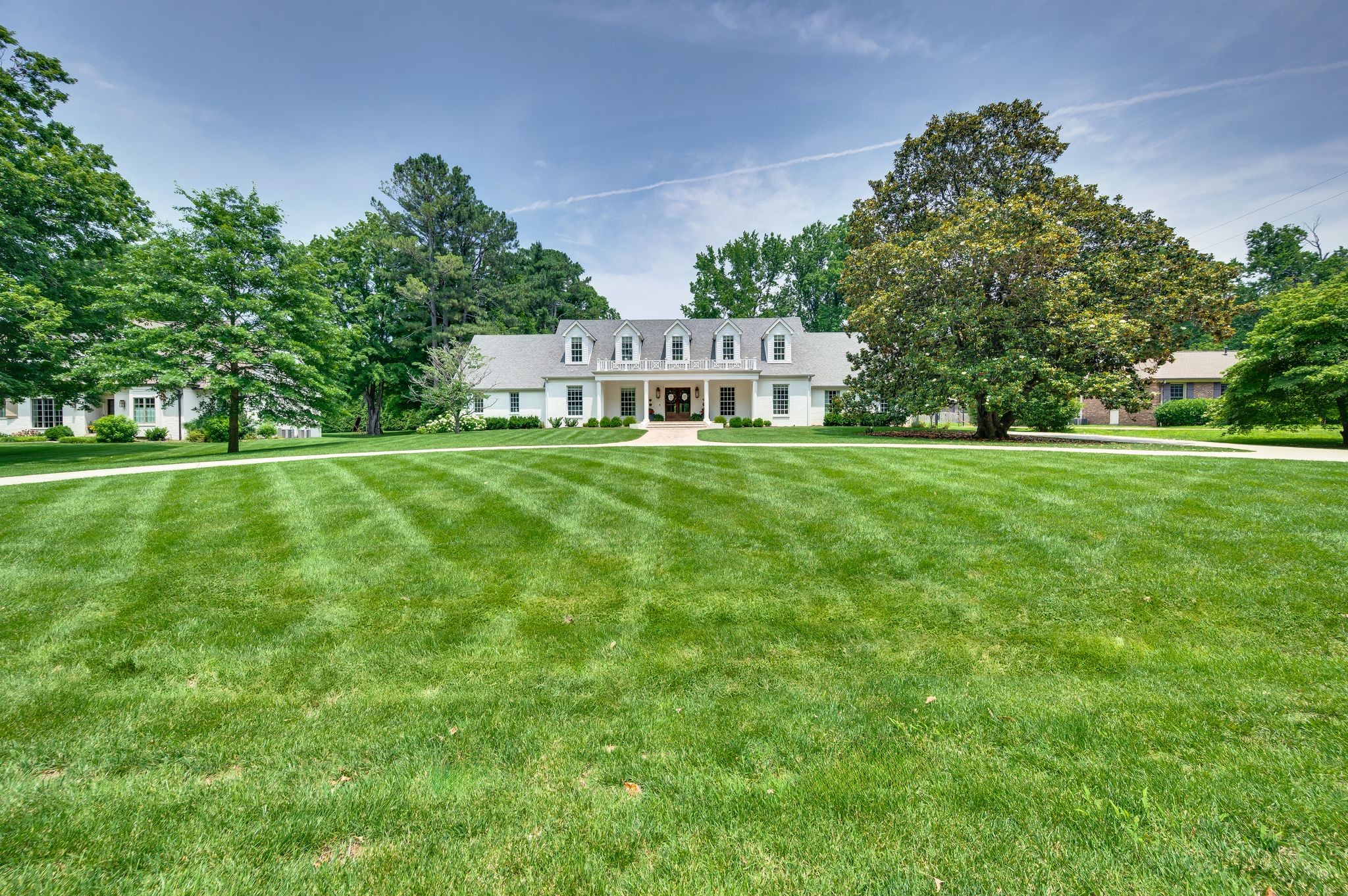 1932 Rosewood Valley Dr