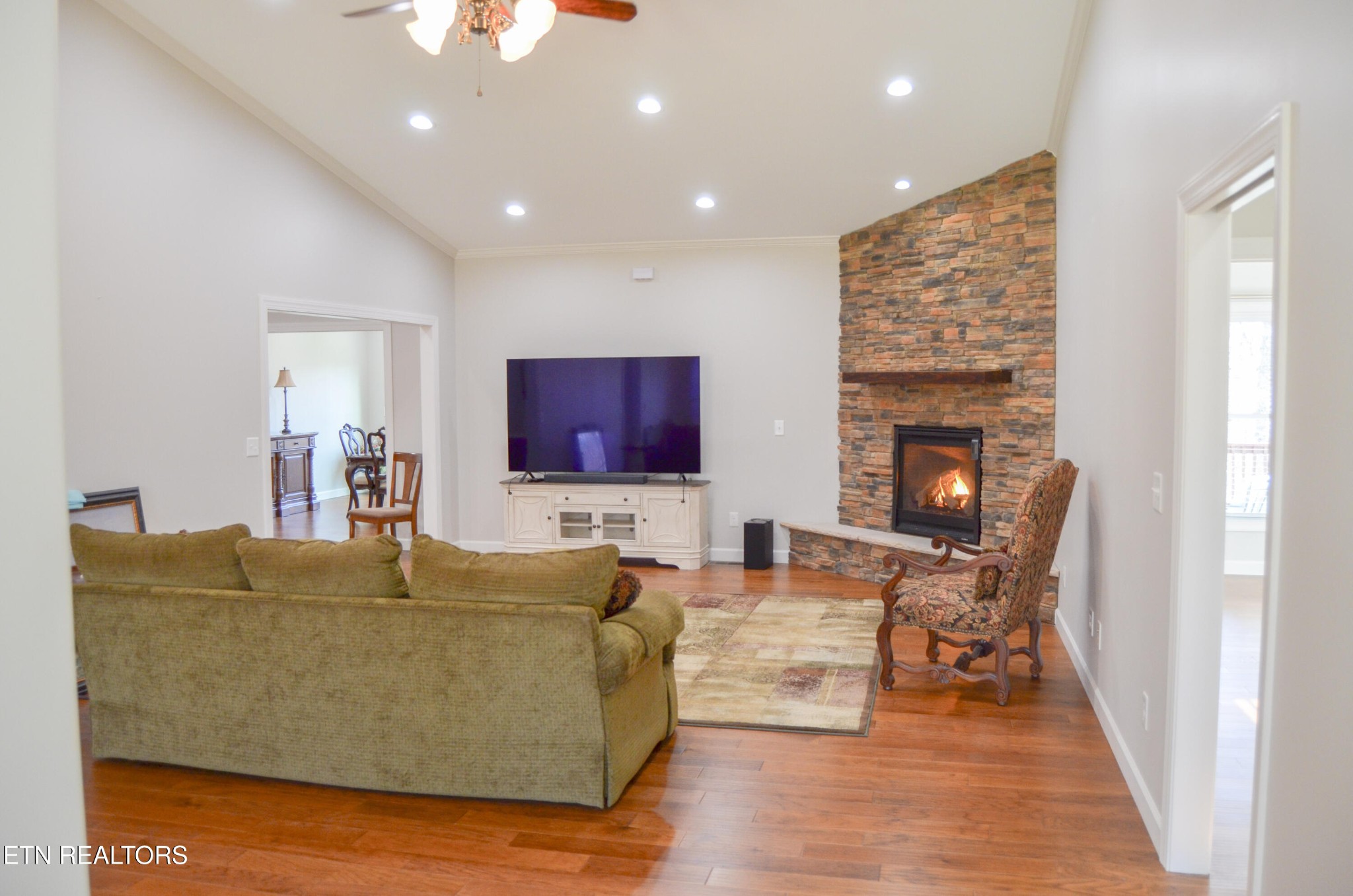 380 Mountain Preserve Pkwy