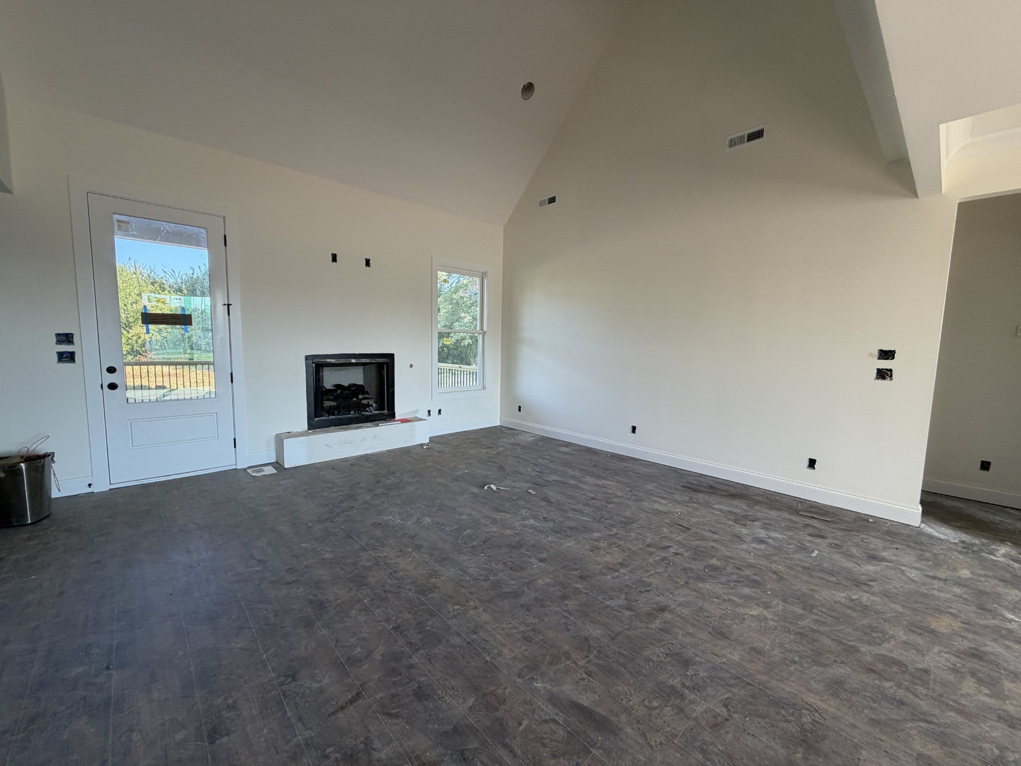 565 Hiwassee Rd