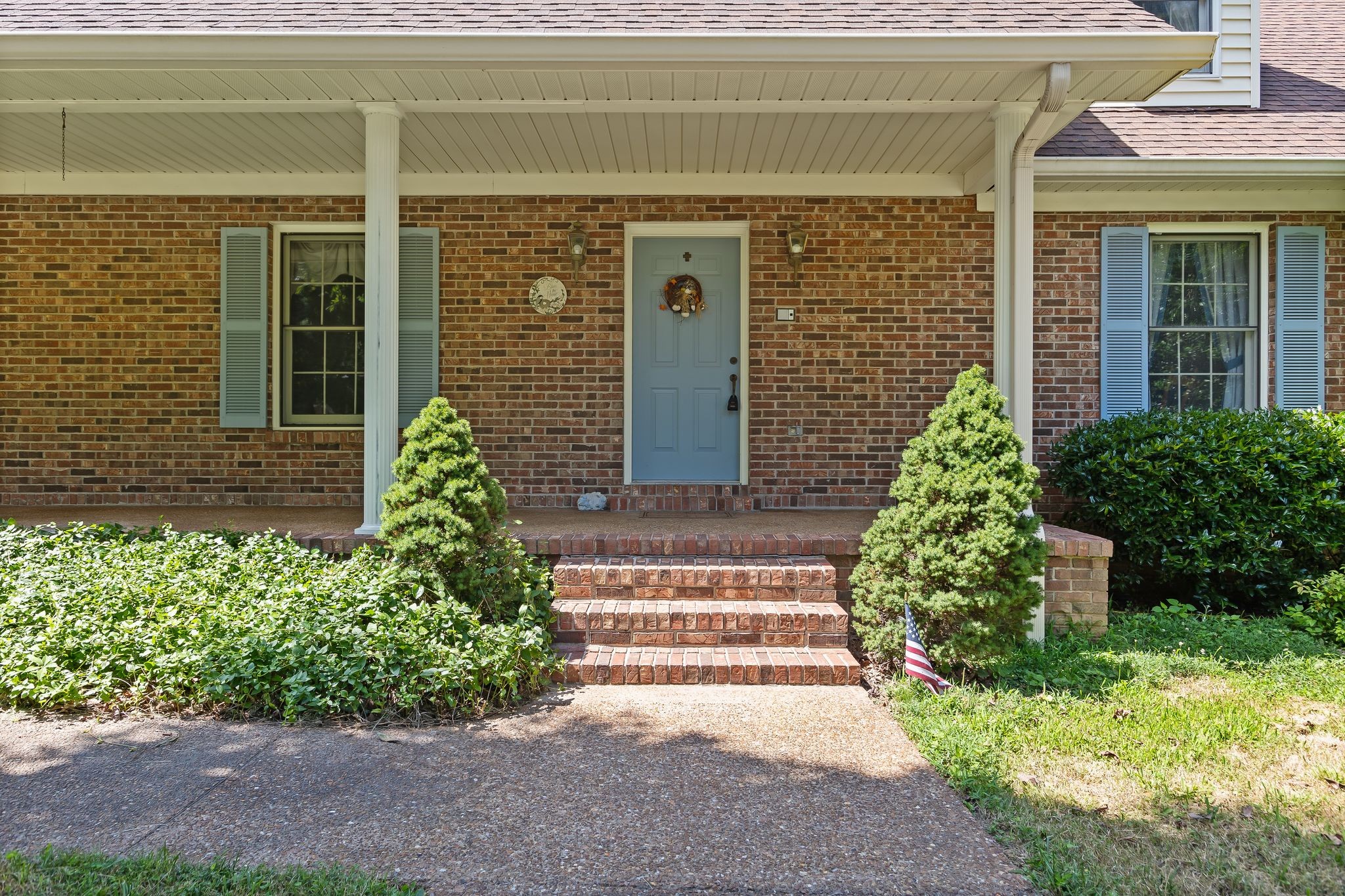 207 Airport Rd