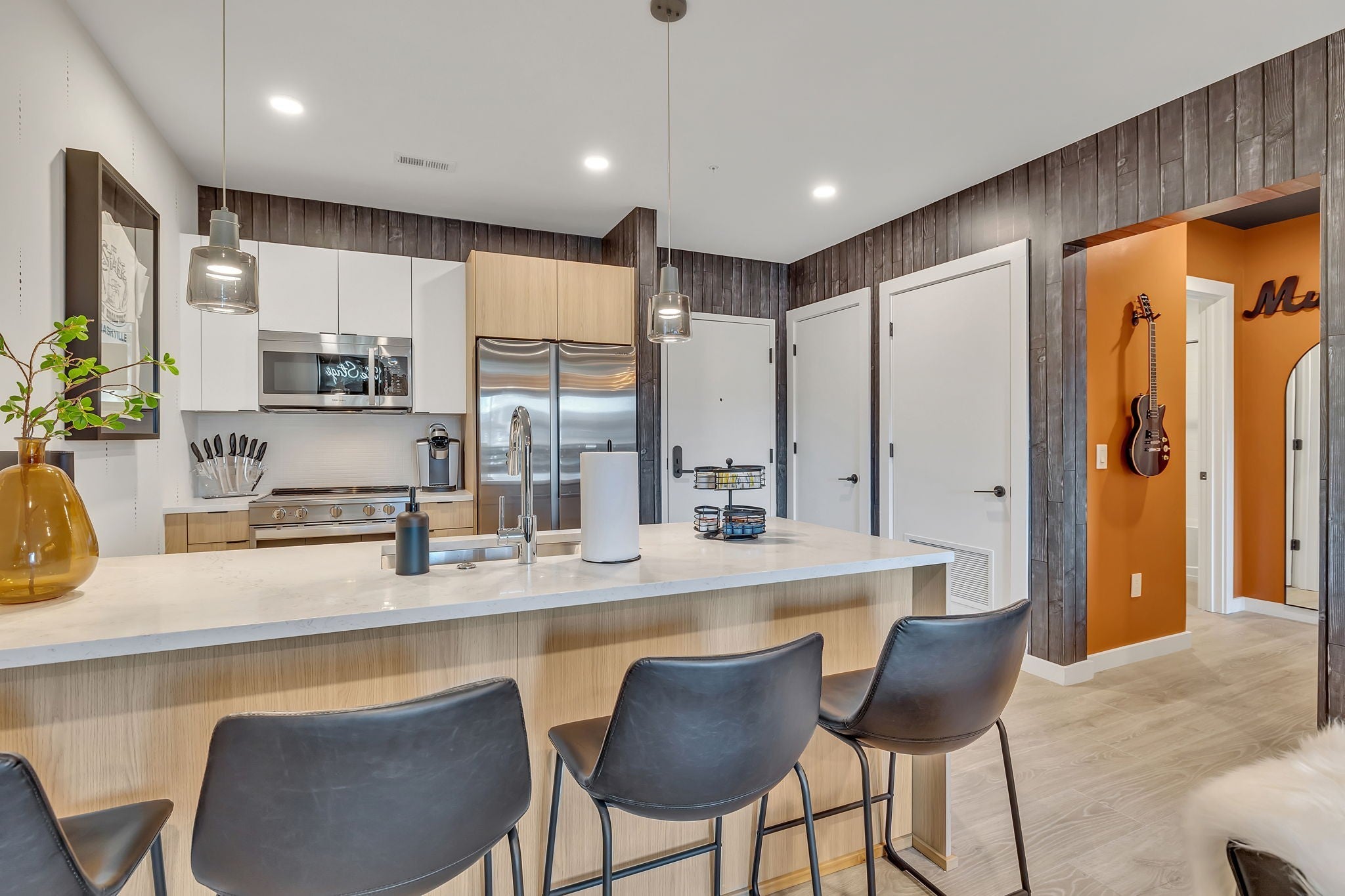 635 7th Ave S 318