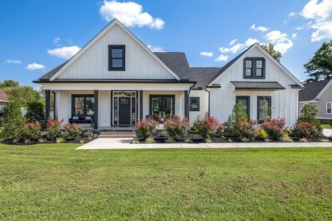 107 Garrison Dr, McMinnville, TN 37110 - MLS#: 2804279