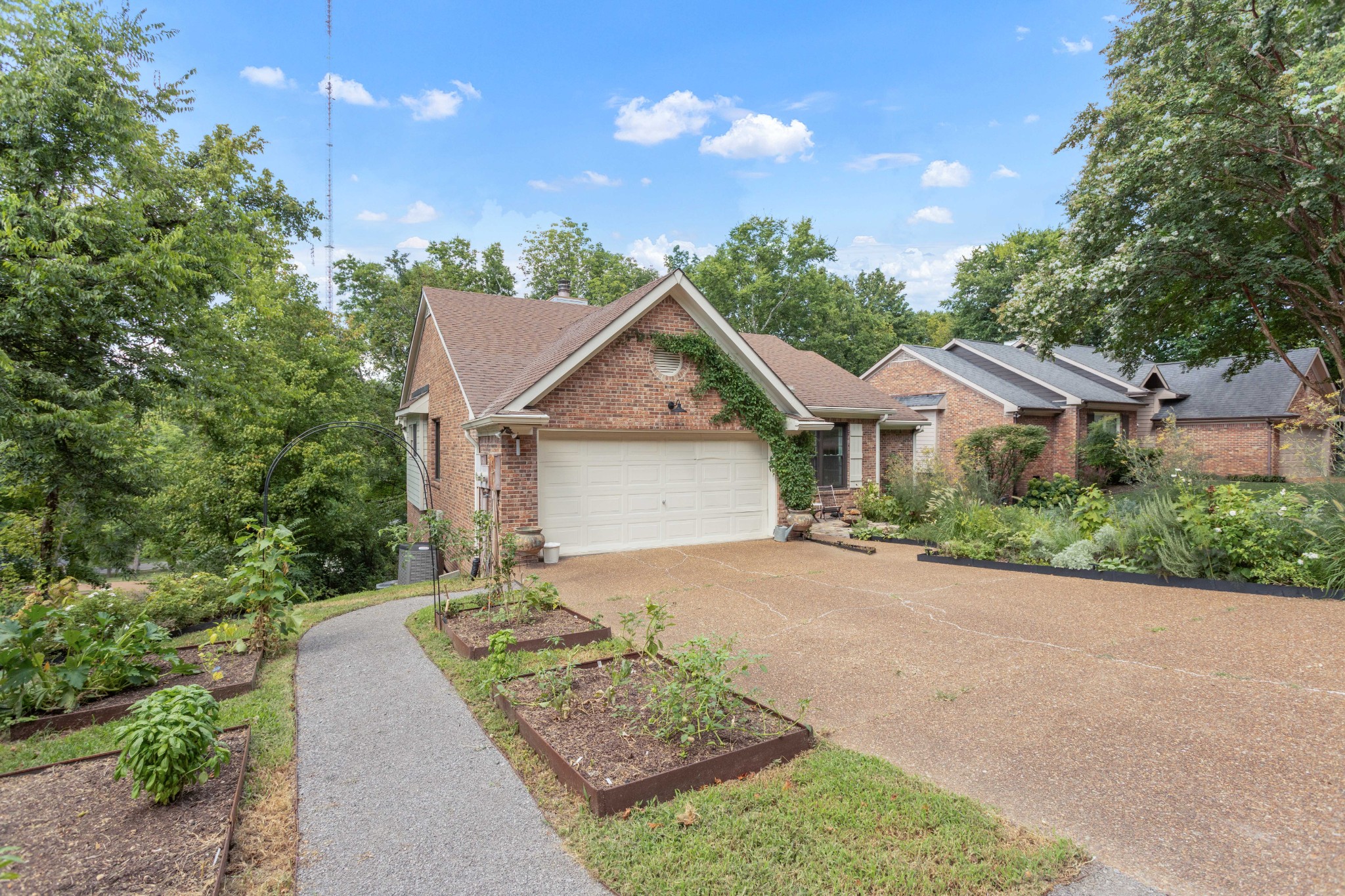 102 Stoneway Close