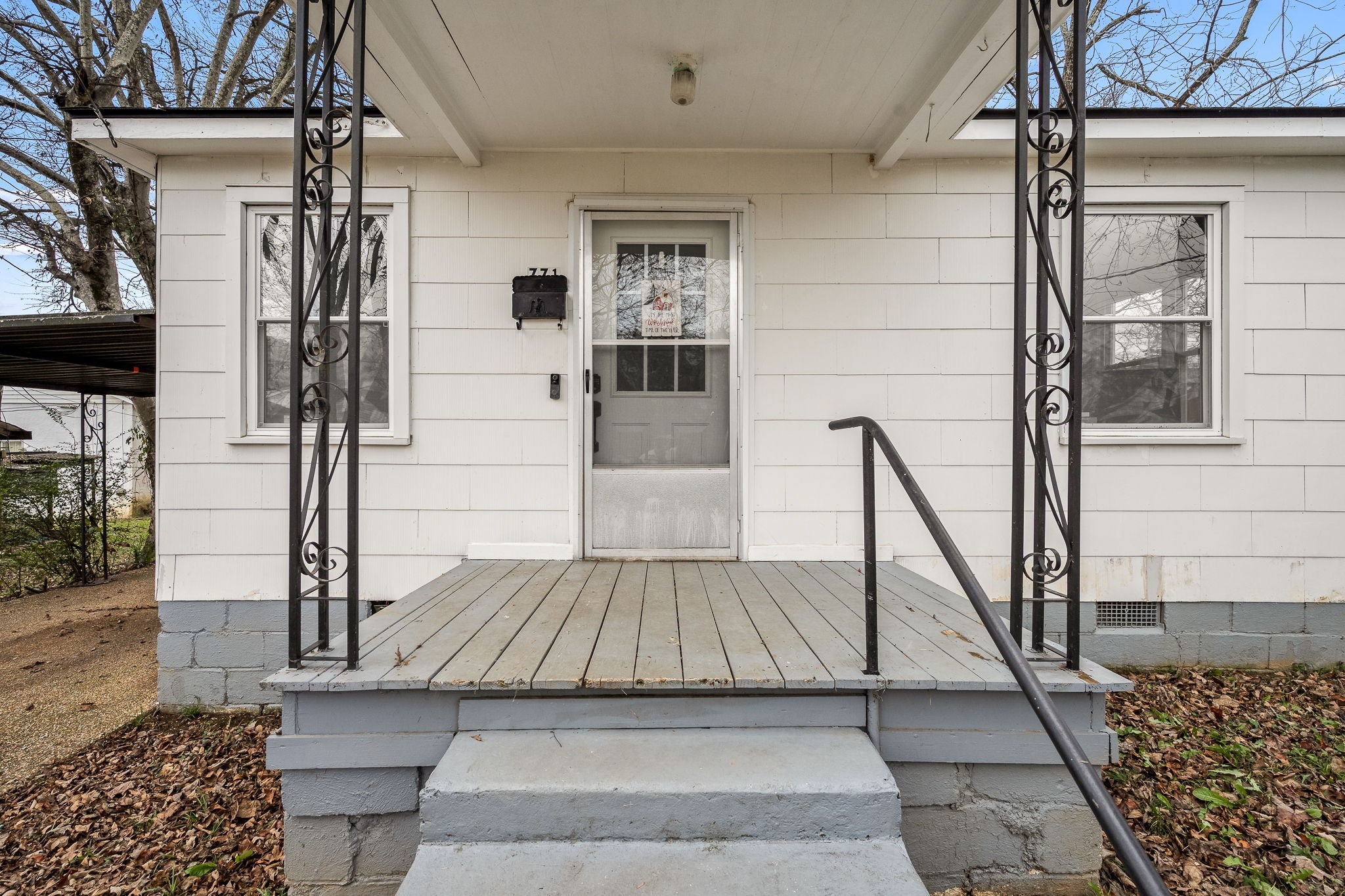 771 Center St