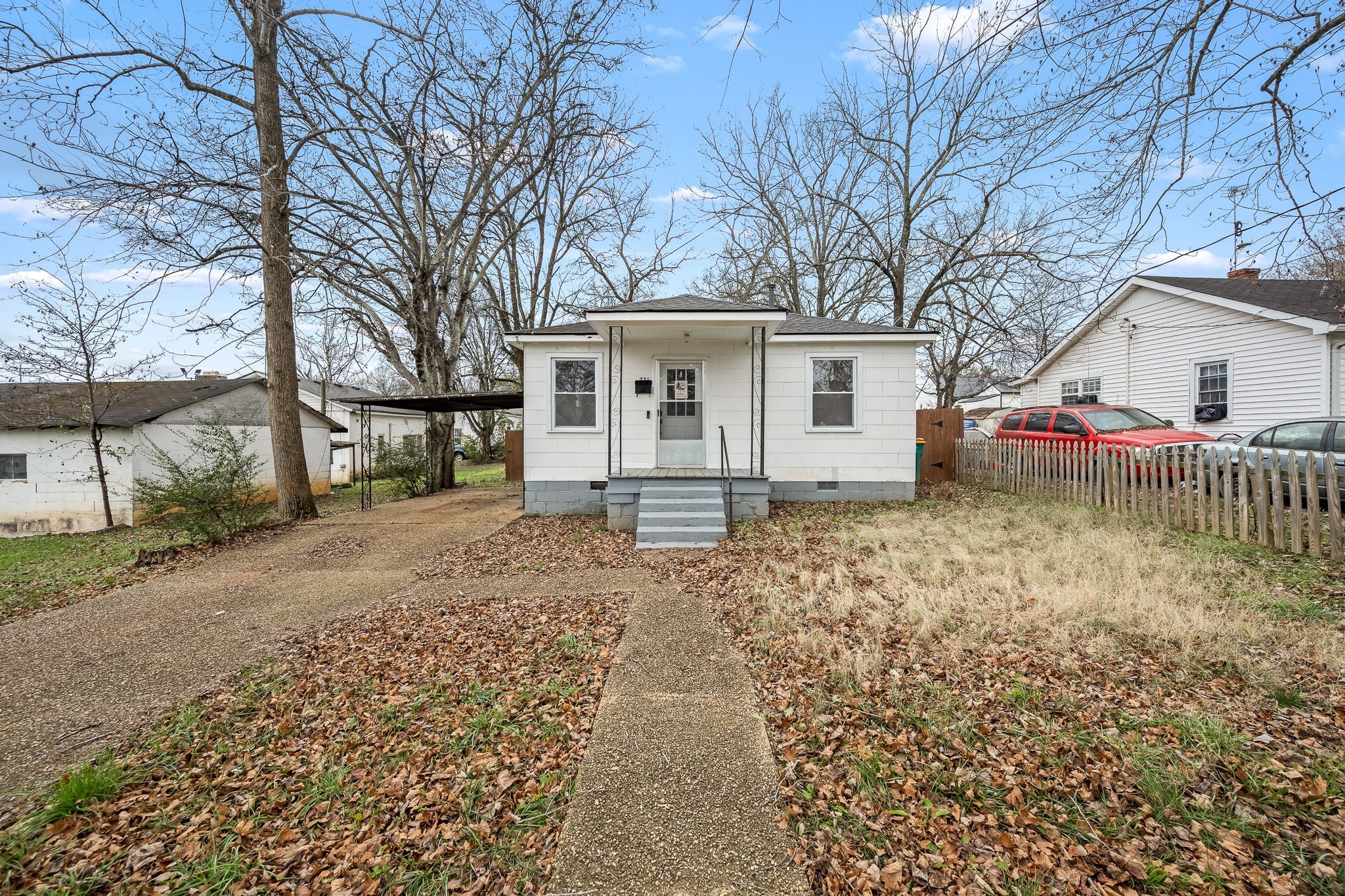 771 Center St
