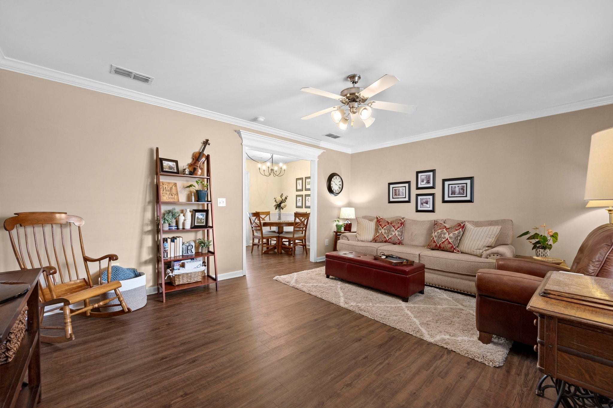 2712 Bison Ct