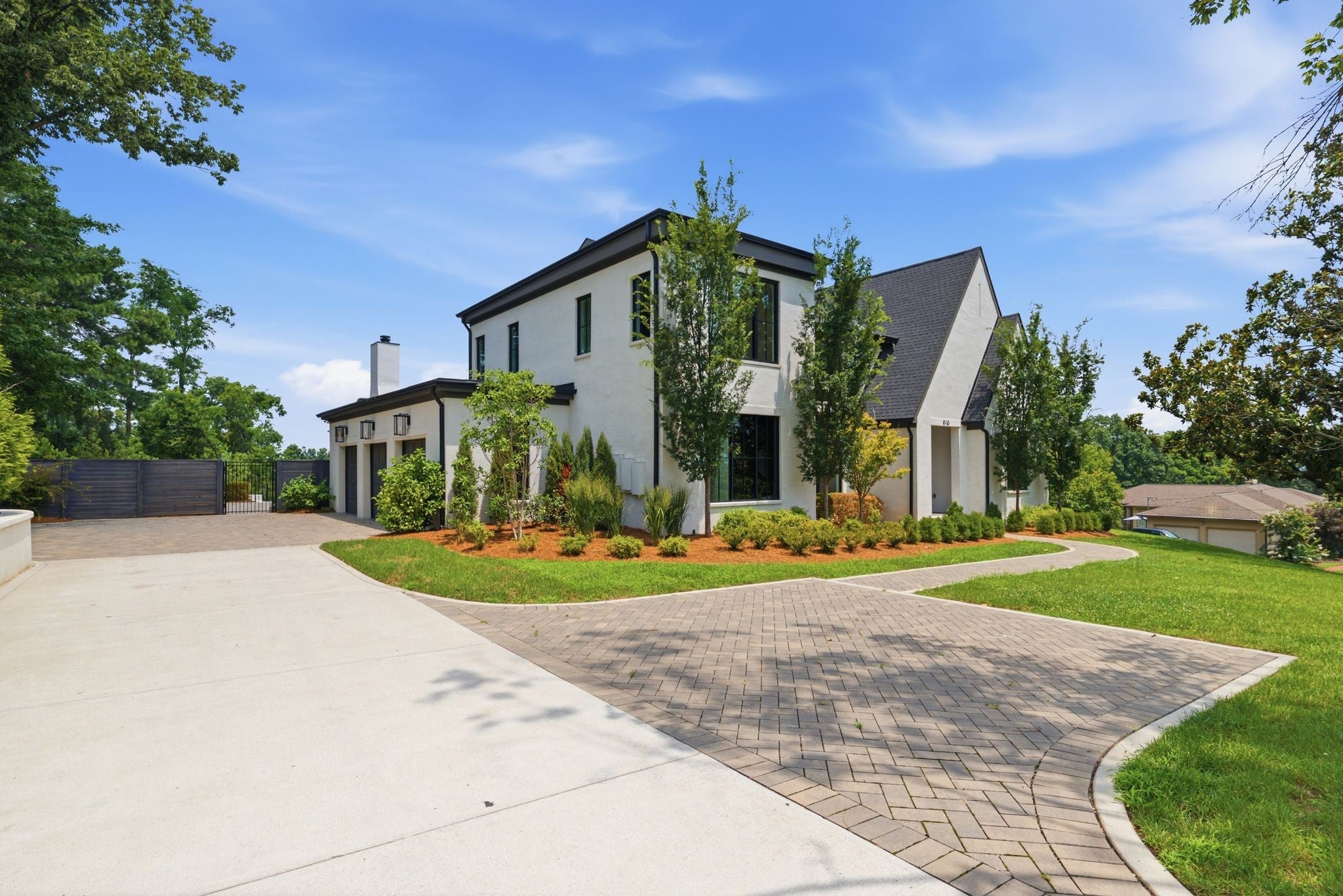 818 Brentview Dr