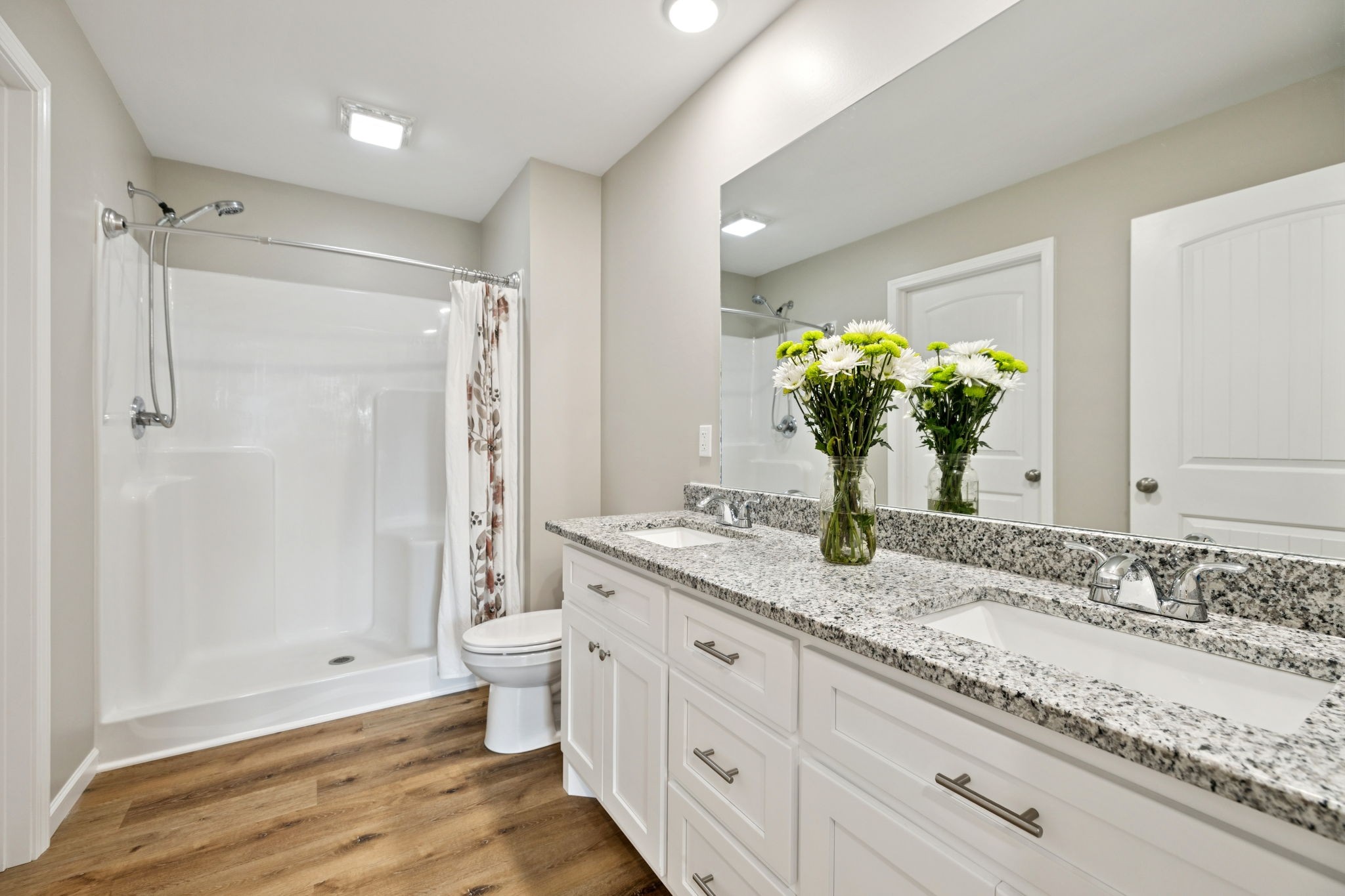 Cornersville, Tennessee 37047, United States, 3 Bedrooms Bedrooms, ,2 BathroomsBathrooms,Residential,Active,160783