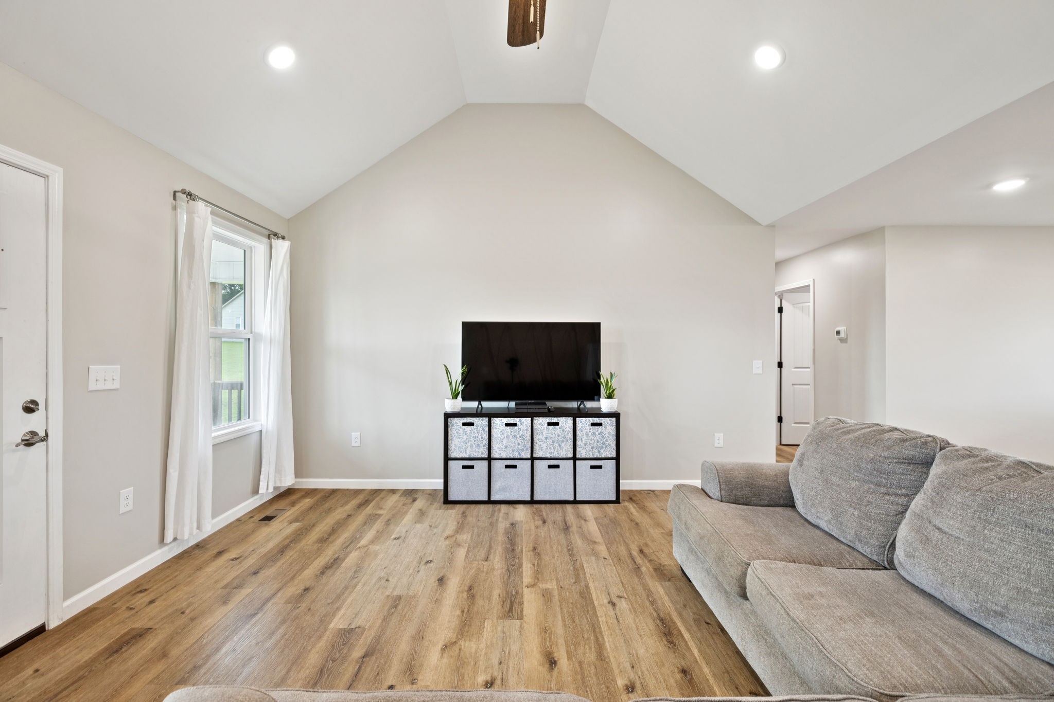 Cornersville, Tennessee 37047, United States, 3 Bedrooms Bedrooms, ,2 BathroomsBathrooms,Residential,Active,160783