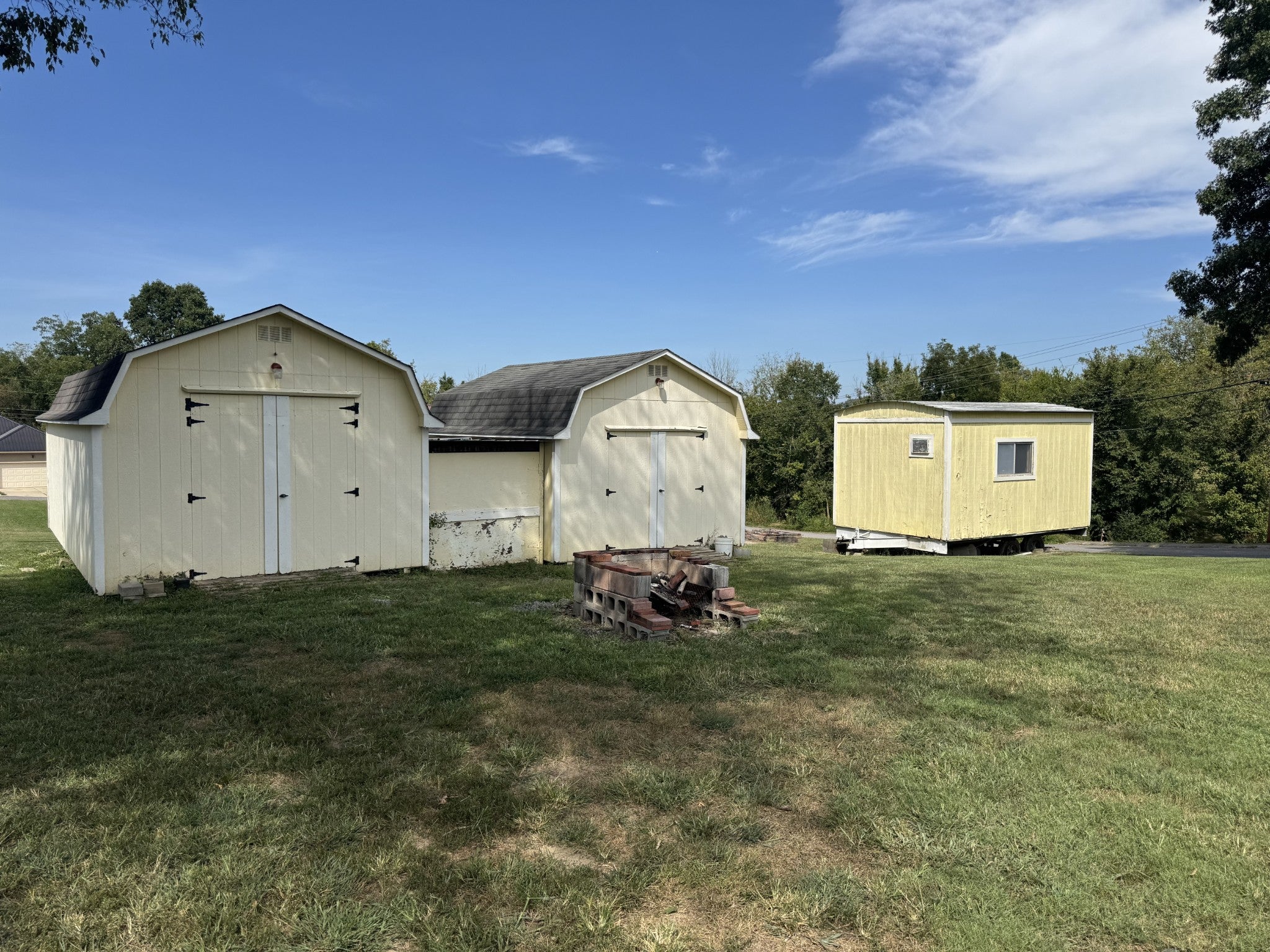 107 Twin Oaks Dr