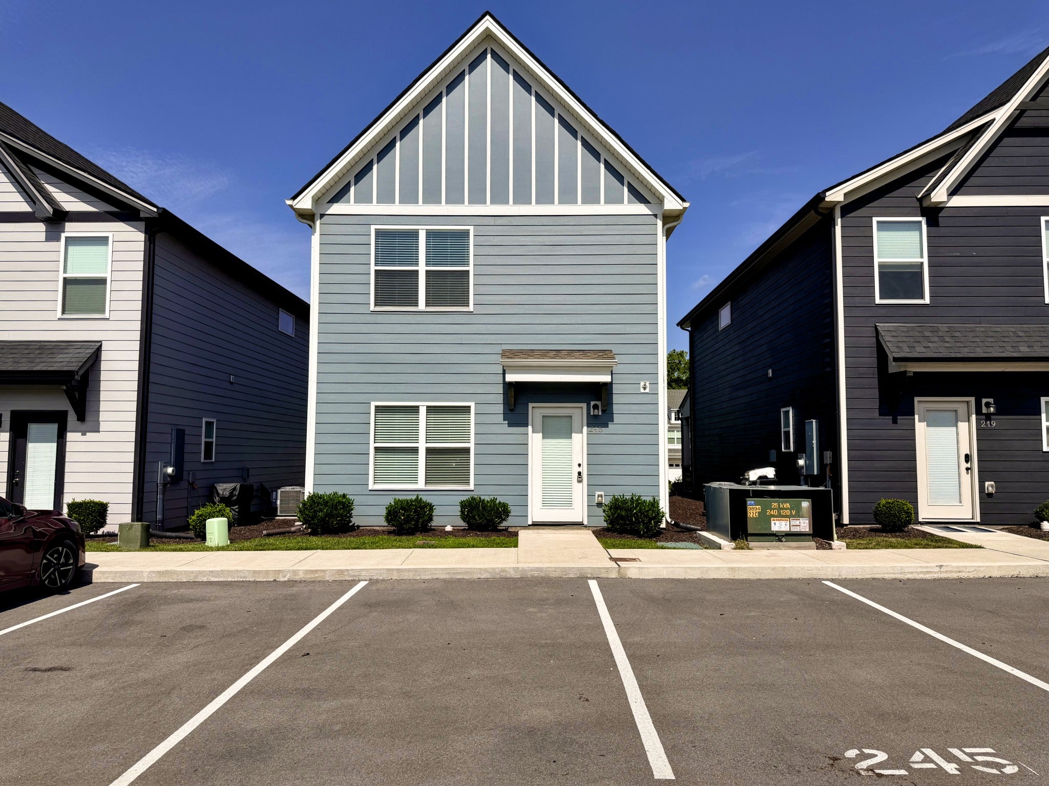 245 Holywell Dr