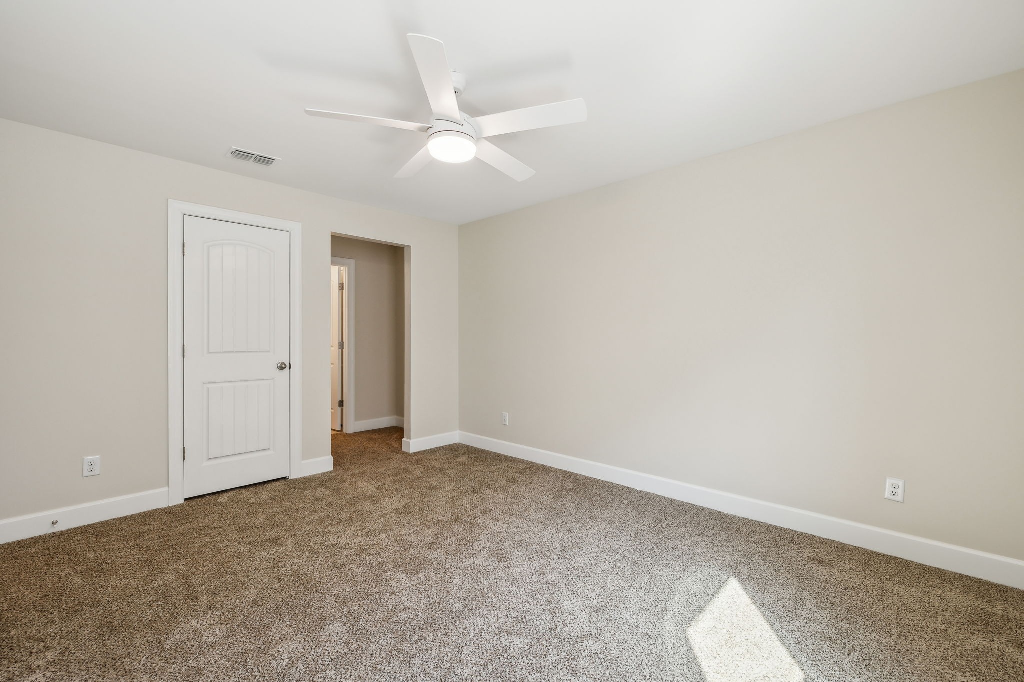 Mount Juliet, Tennessee 37122, United States, 4 Bedrooms Bedrooms, ,4 BathroomsBathrooms,Residential,Coming Soon,96234