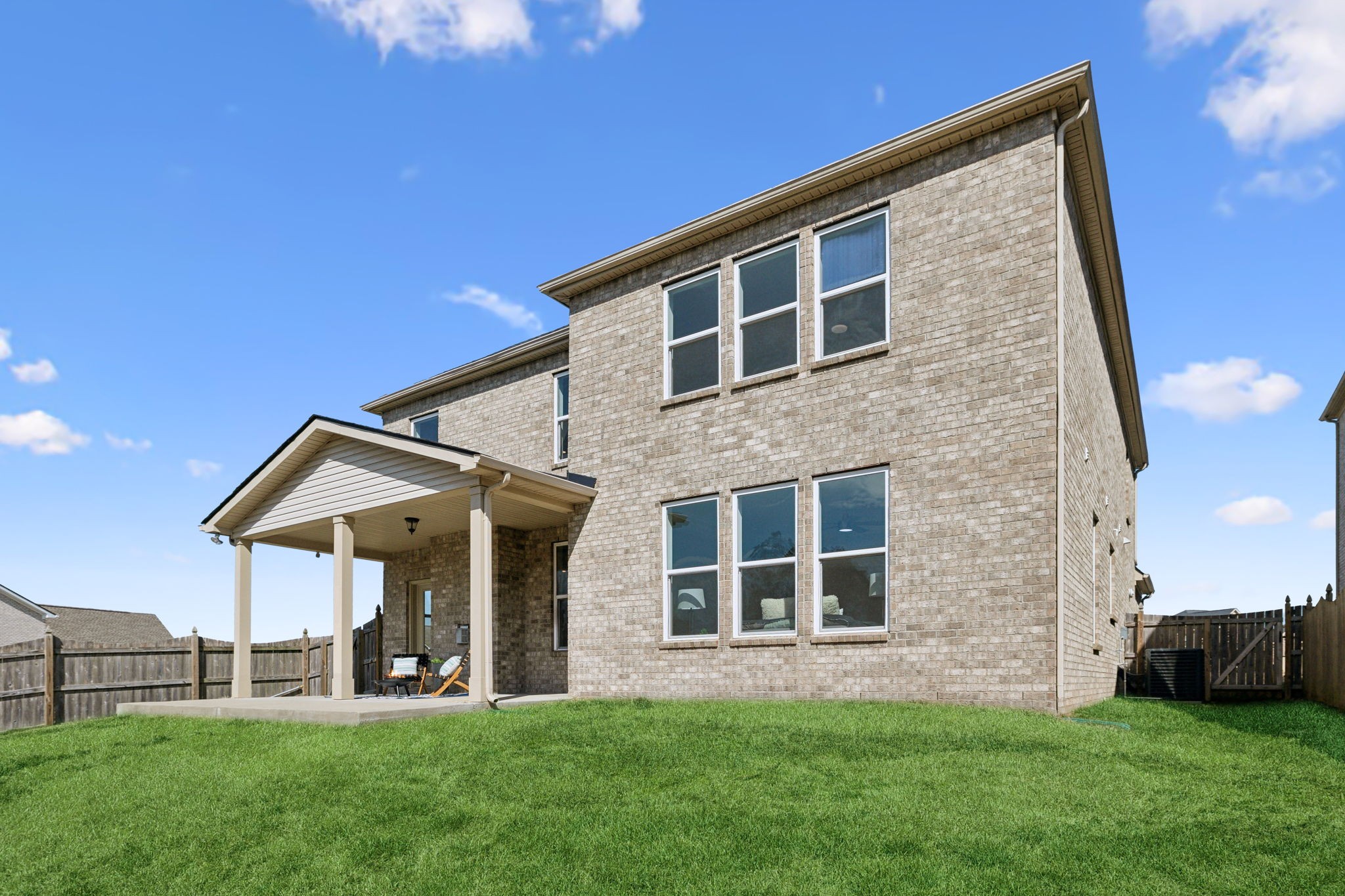 Mount Juliet, Tennessee 37122, United States, 4 Bedrooms Bedrooms, ,4 BathroomsBathrooms,Residential,Coming Soon,96234