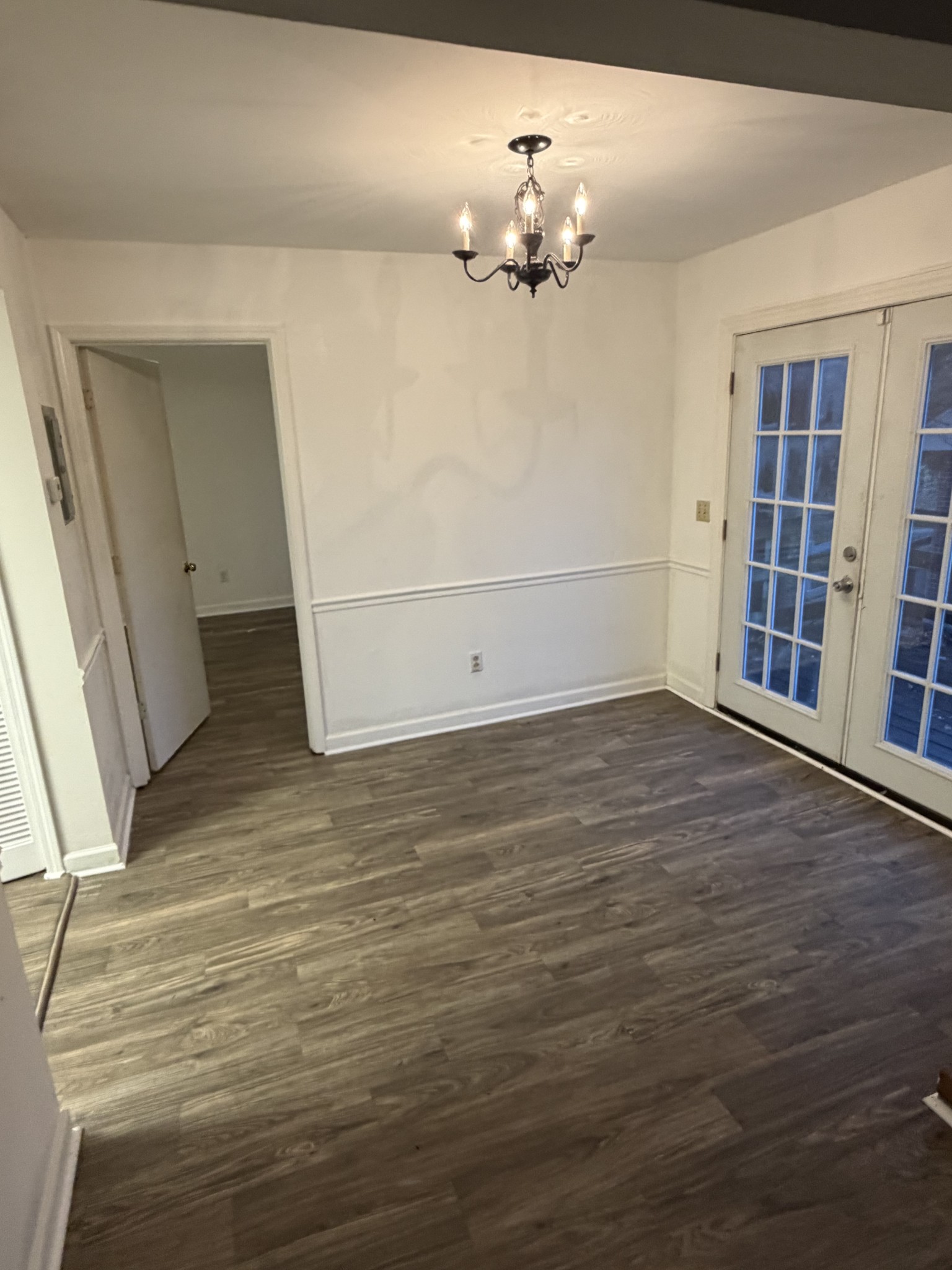 1128 N Graycroft Ave