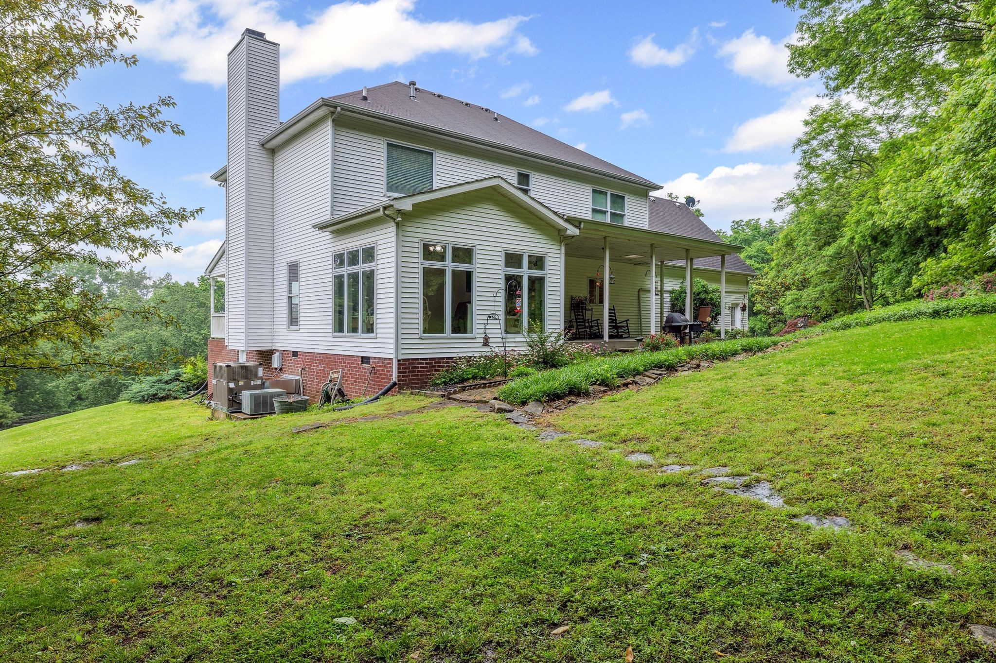 6873 Giles Hill Rd