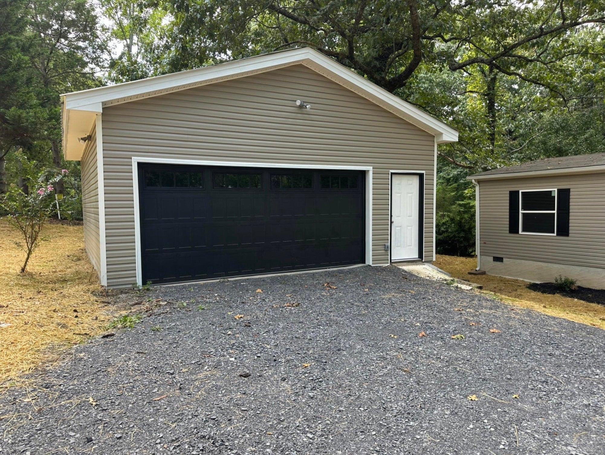 29 West Drive
