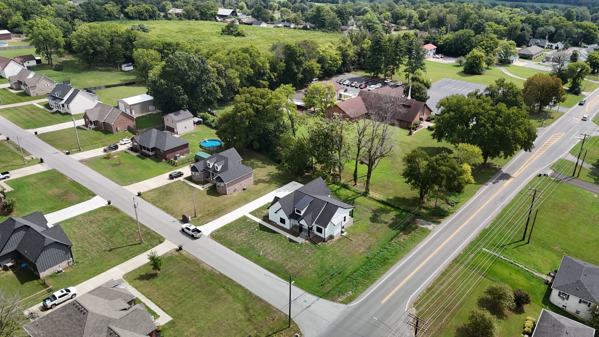 50 Mockingbird Ln