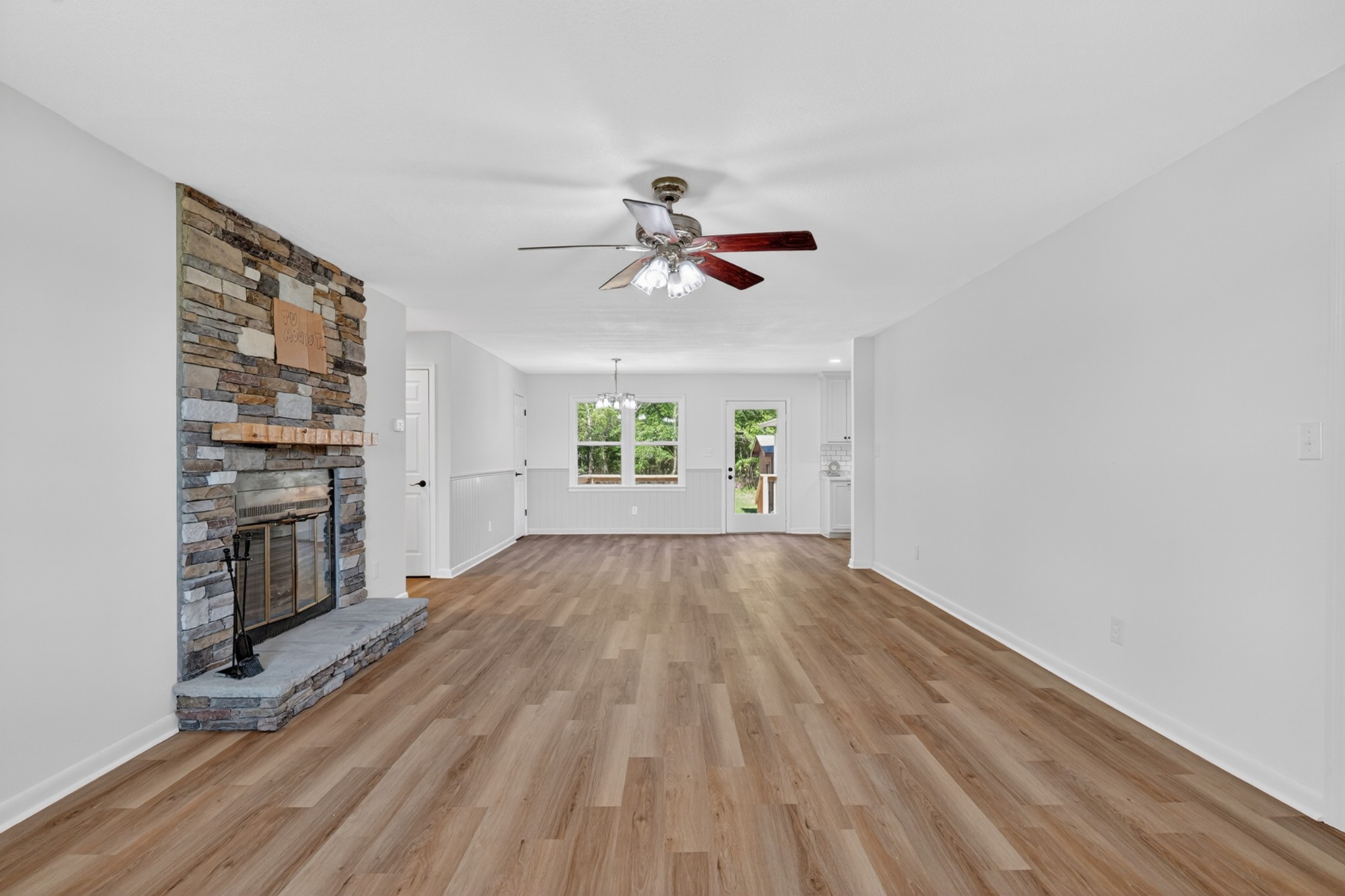 555 Ardmore Hwy