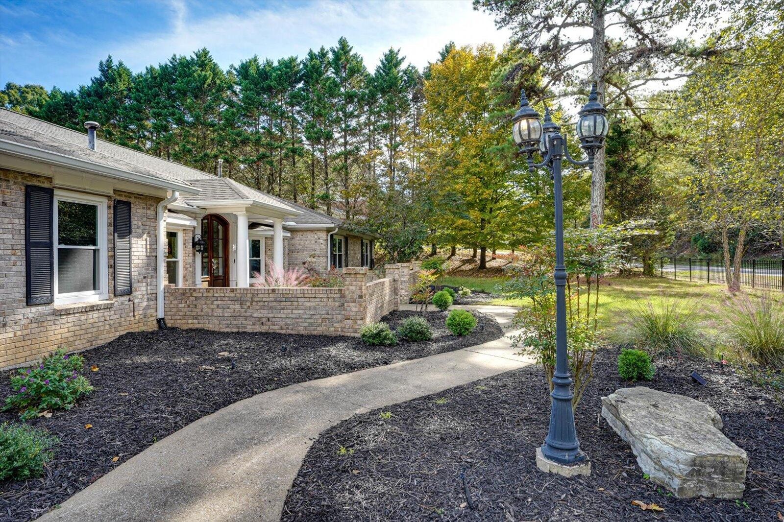 5812 Lake Resort Drive