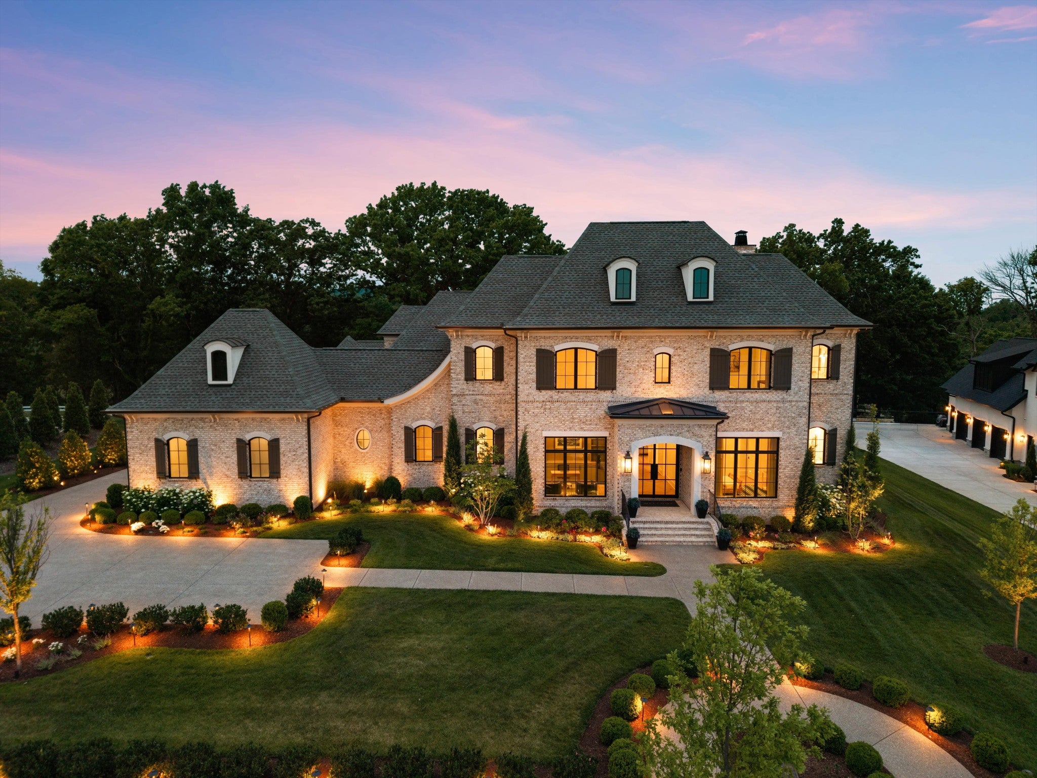 5-bed home sold in Brentwood, TN 37027, 1651 Heartwood Ln 1651 Heartwood Ln, Brentwood TN 37027 5-bed home, photo 2 of 60