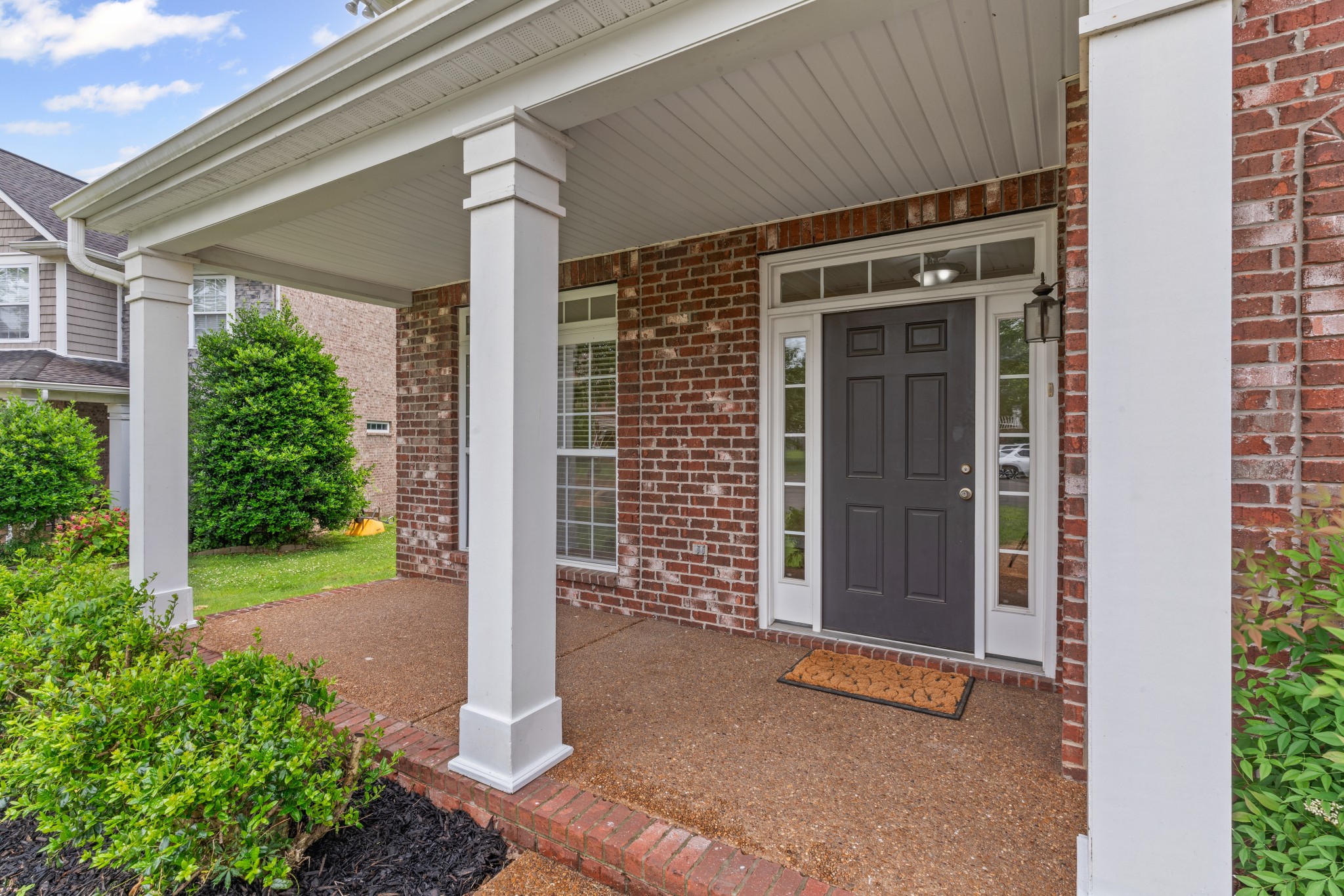 814 Alex Way