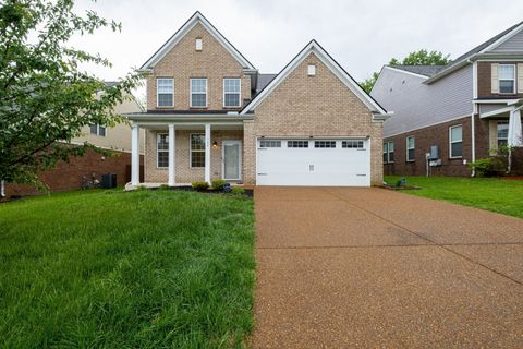 704 Bench Ln Mount Juliet TN 37122