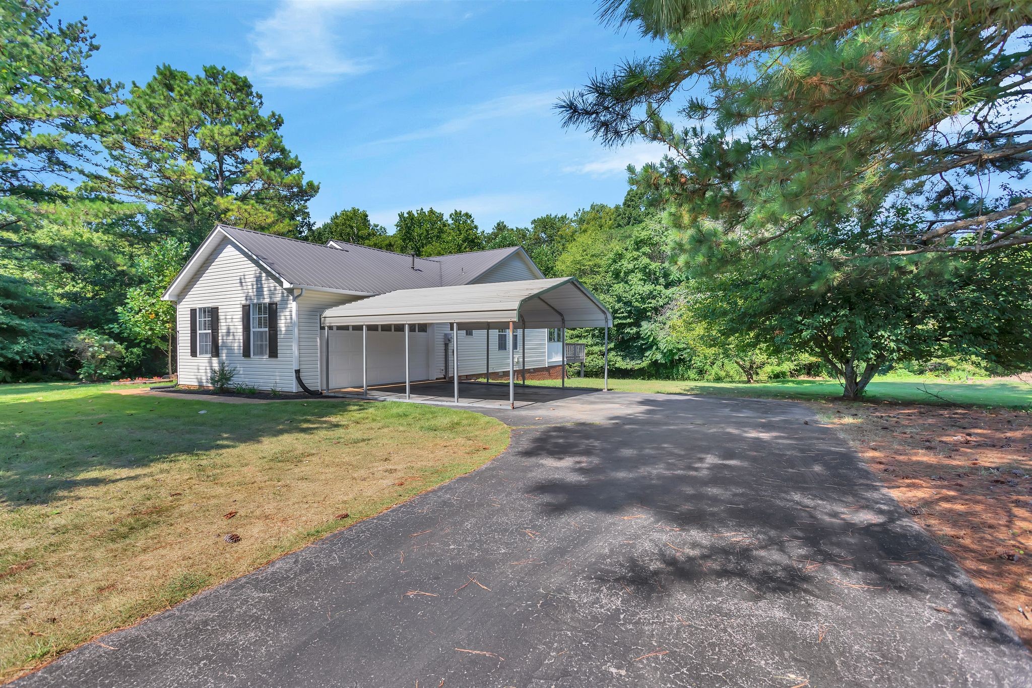 2059 Clara Mathis Rd