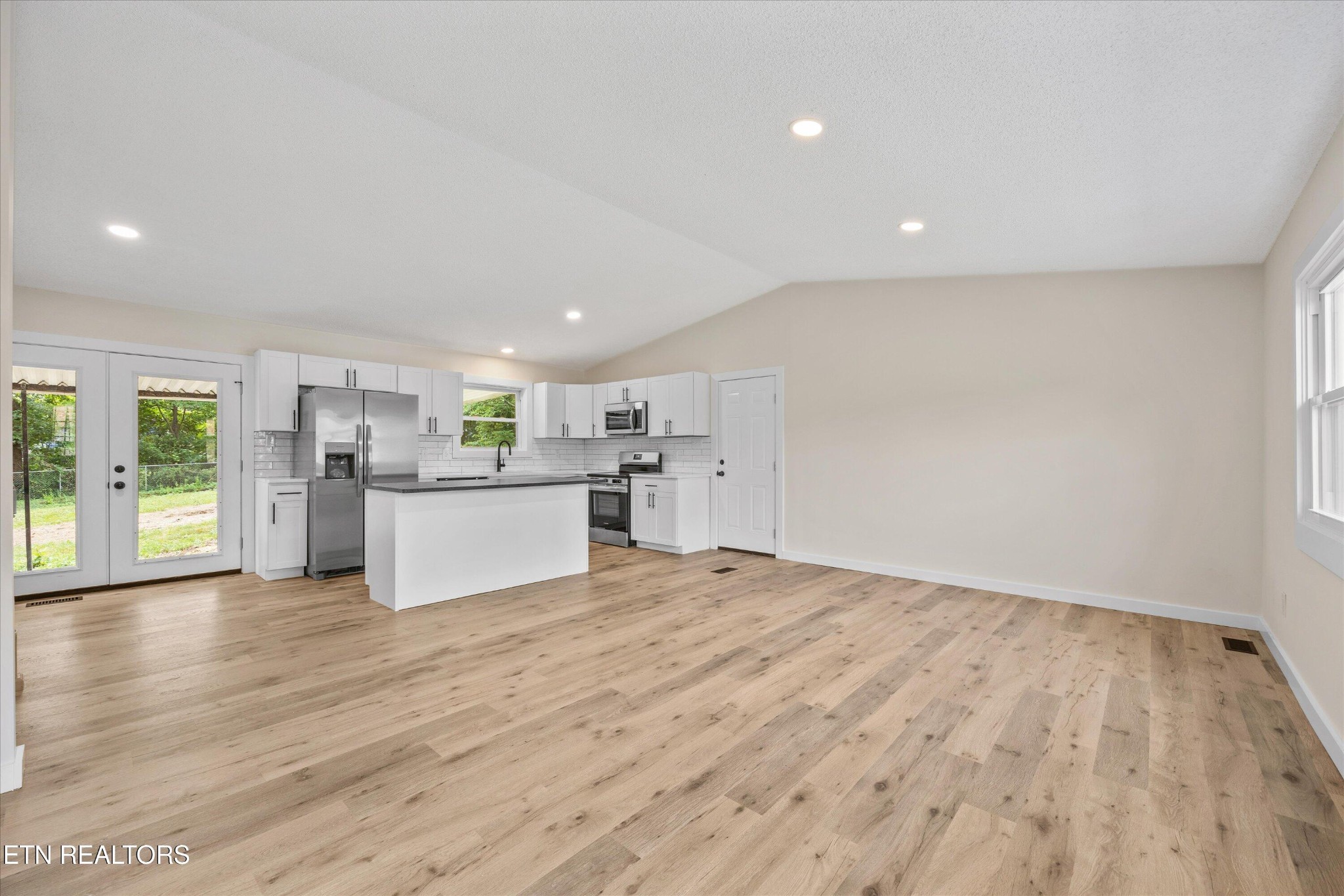 5812 Rockwood Lane