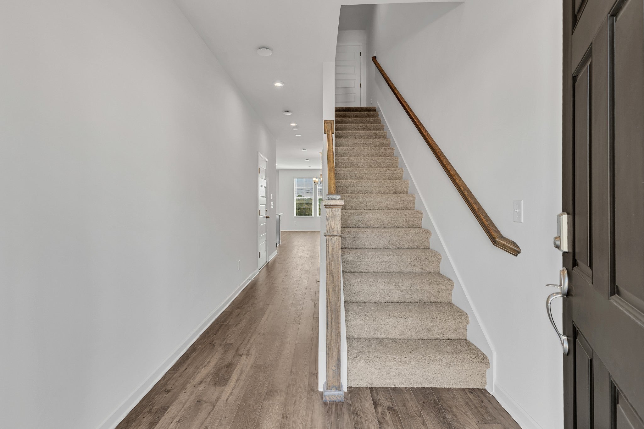 5006 Dayflower Dr
