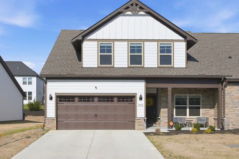 2822 Soldiers Honor Dr Murfreesboro TN 37128