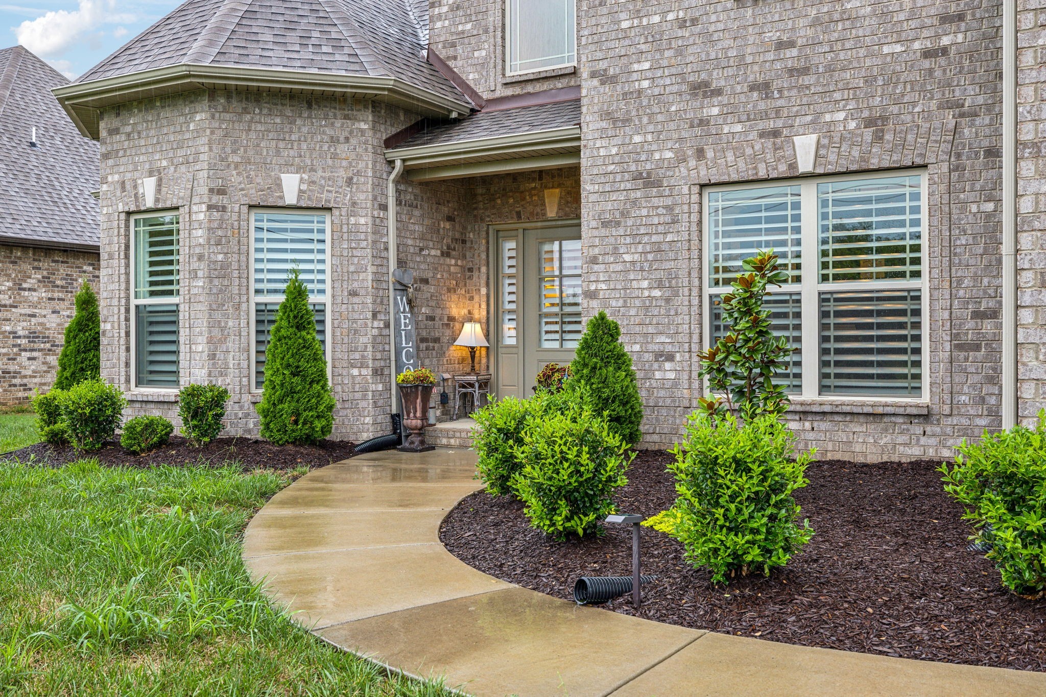 718 Walnut Grove Rd
