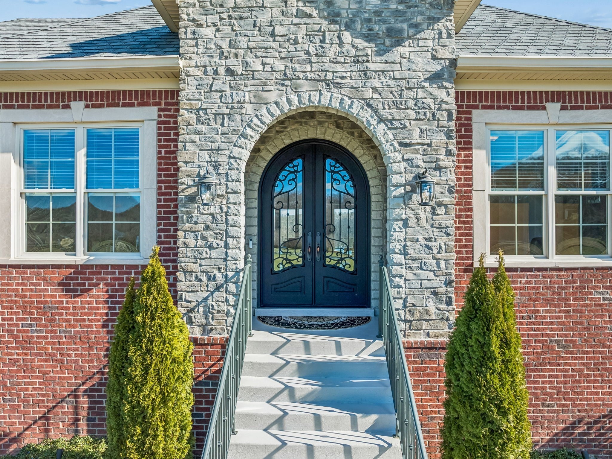 185 Shoals Lndg