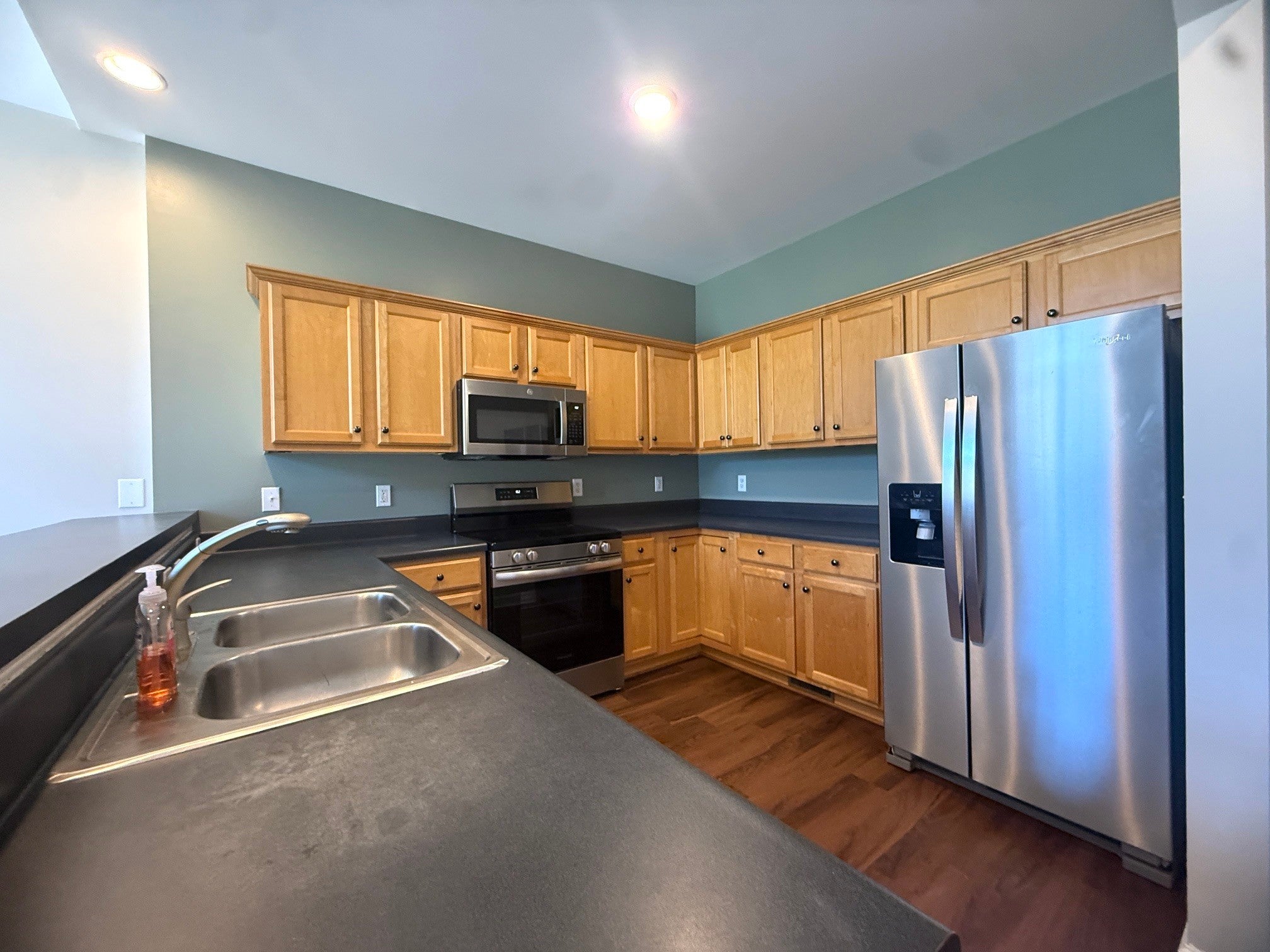 707 Brent Glen Pl