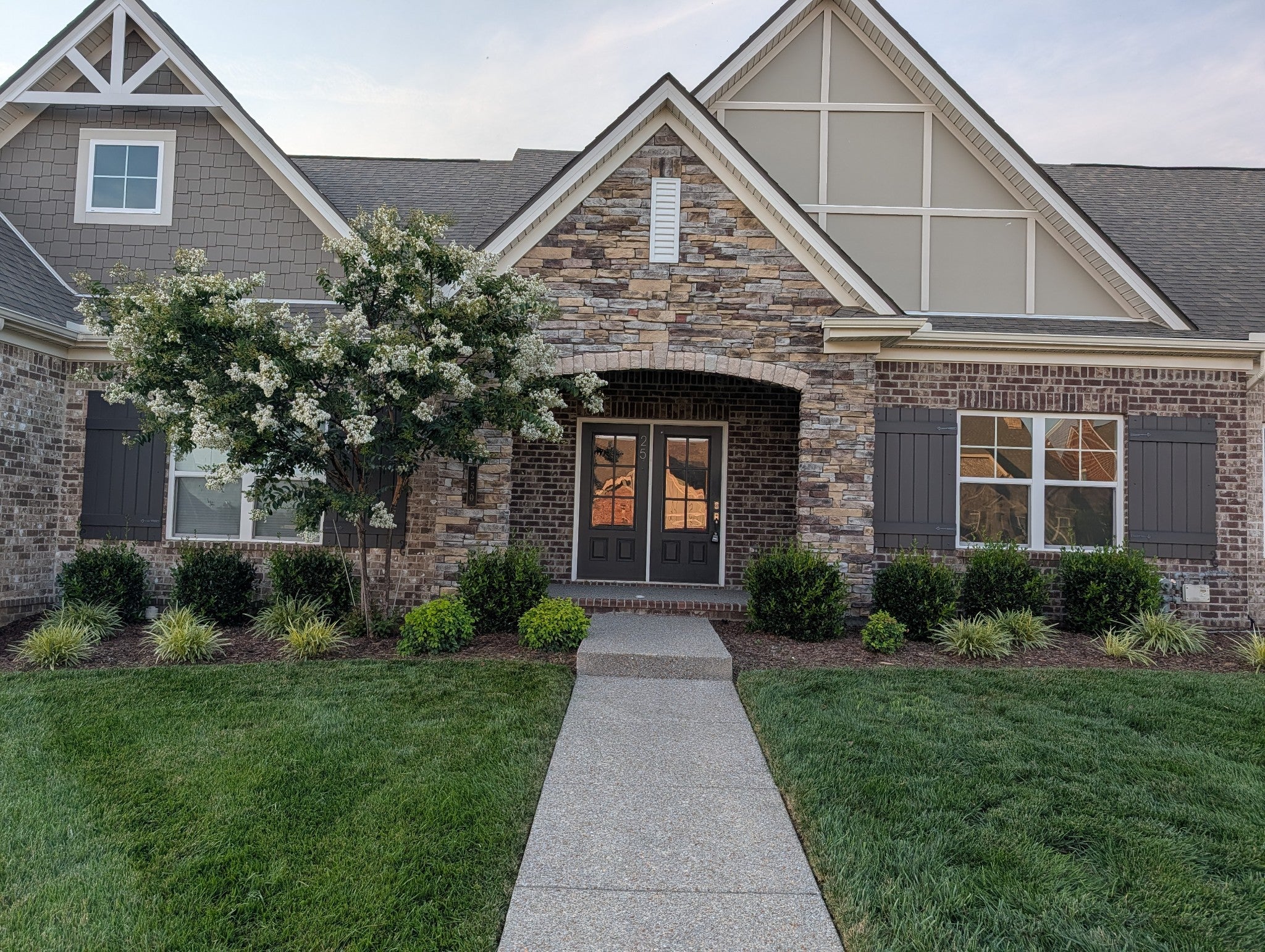 250 Cloverbrook Way