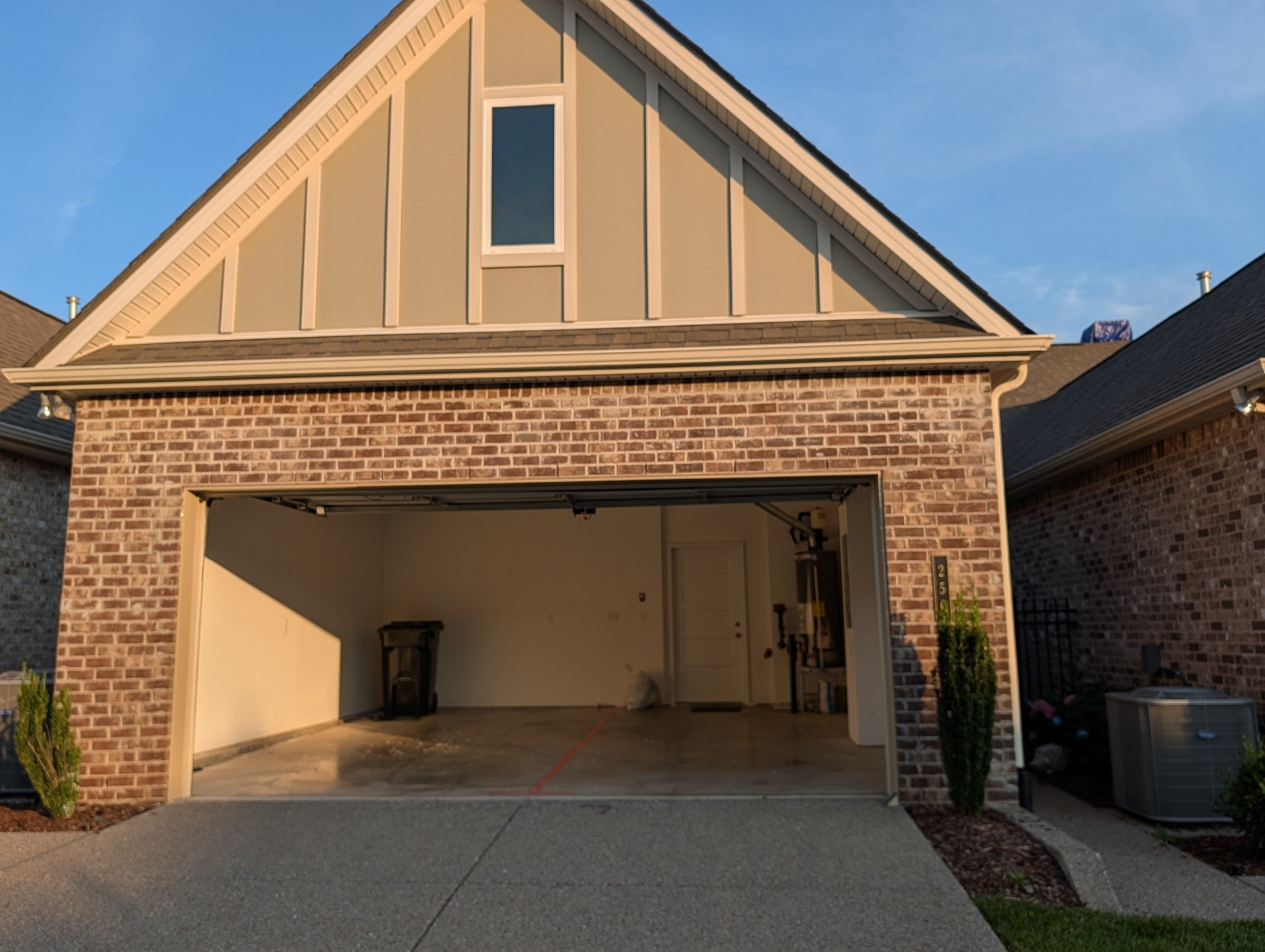 250 Cloverbrook Way