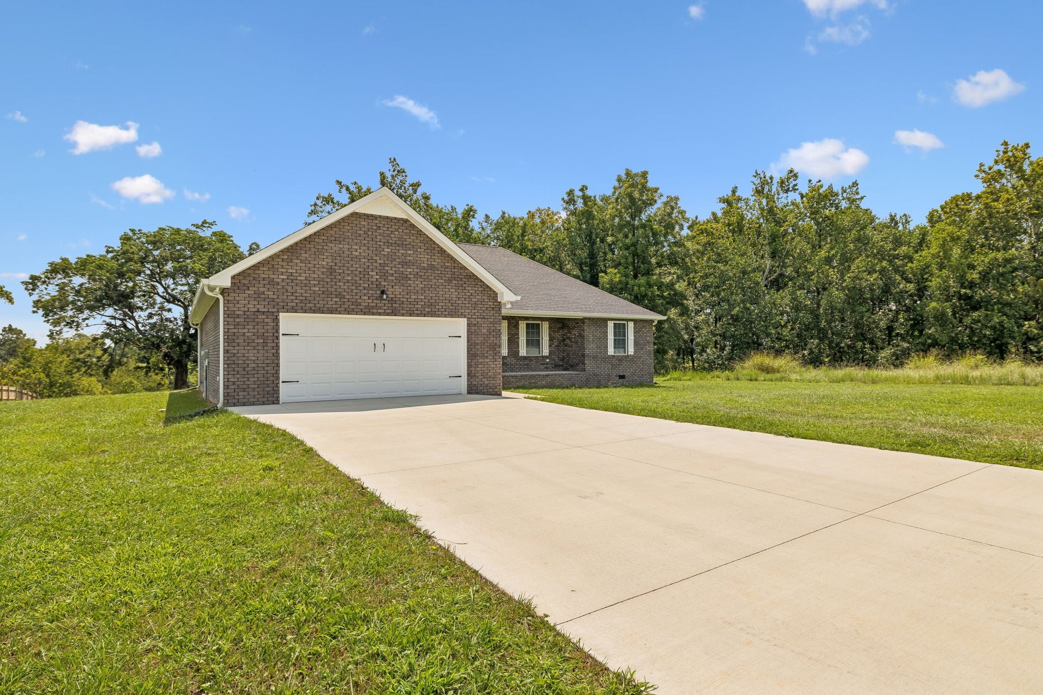 73 Marys Ln