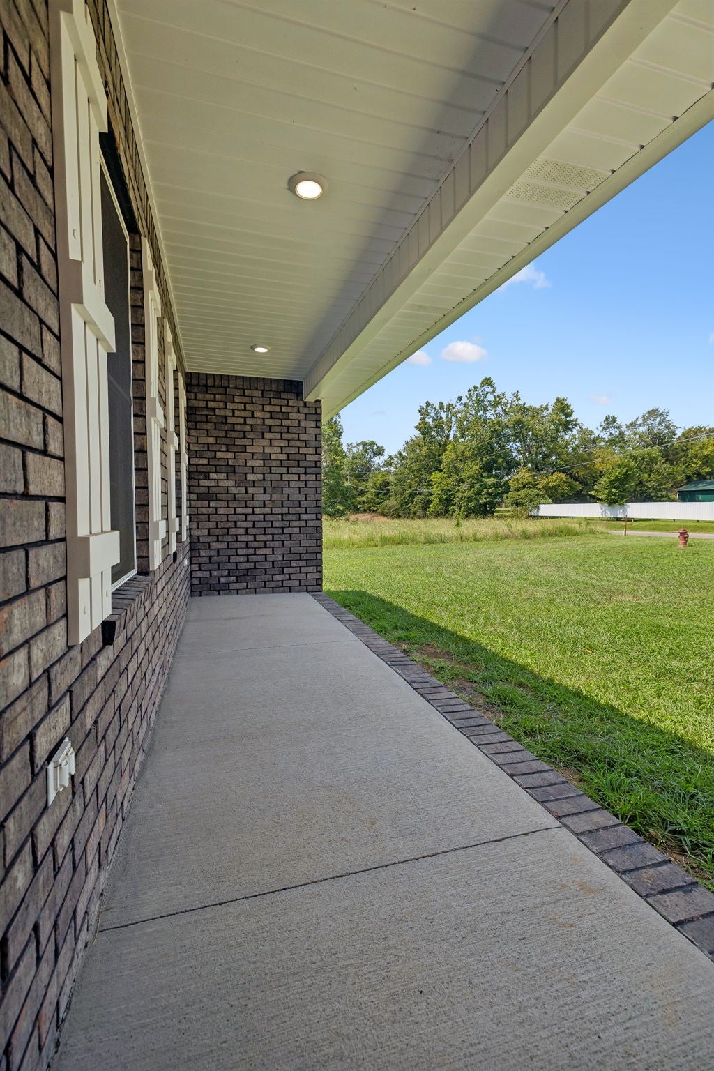 73 Marys Ln