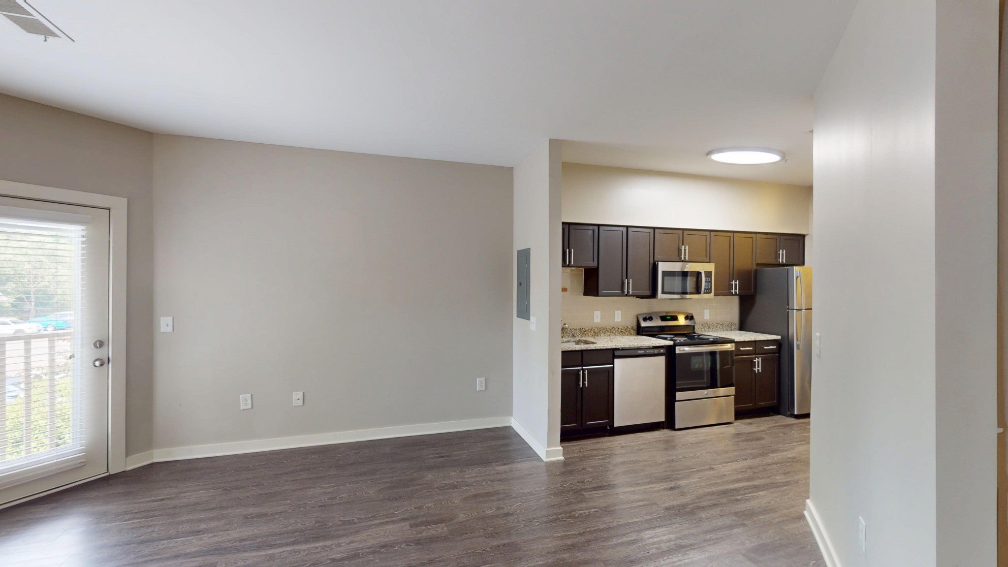 414 Rosedale Ave 206