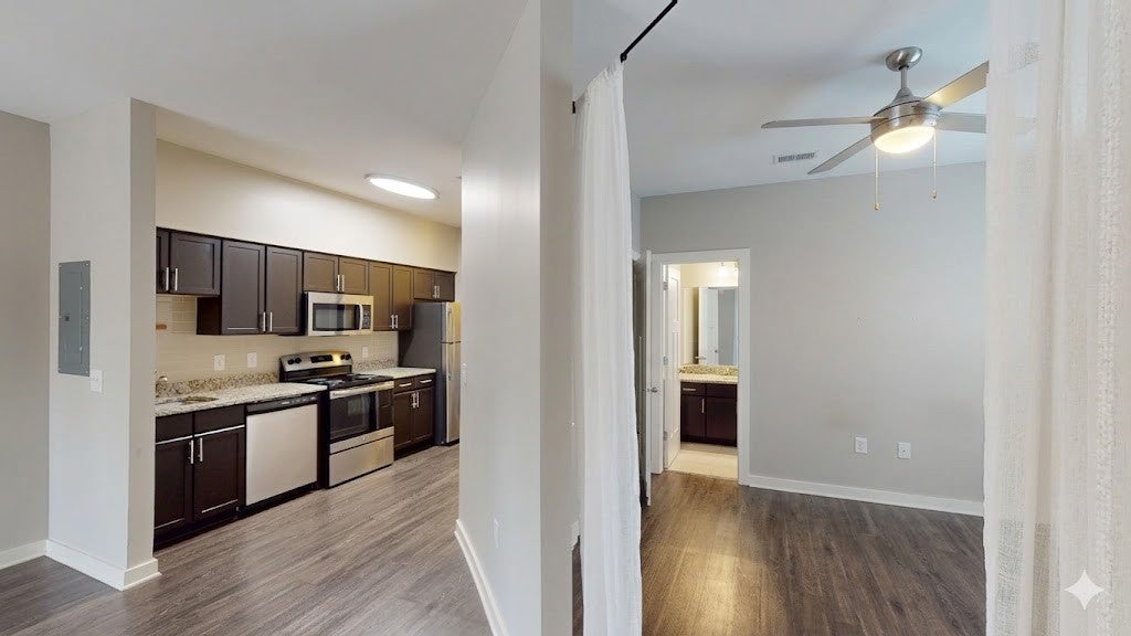 414 Rosedale Ave 206
