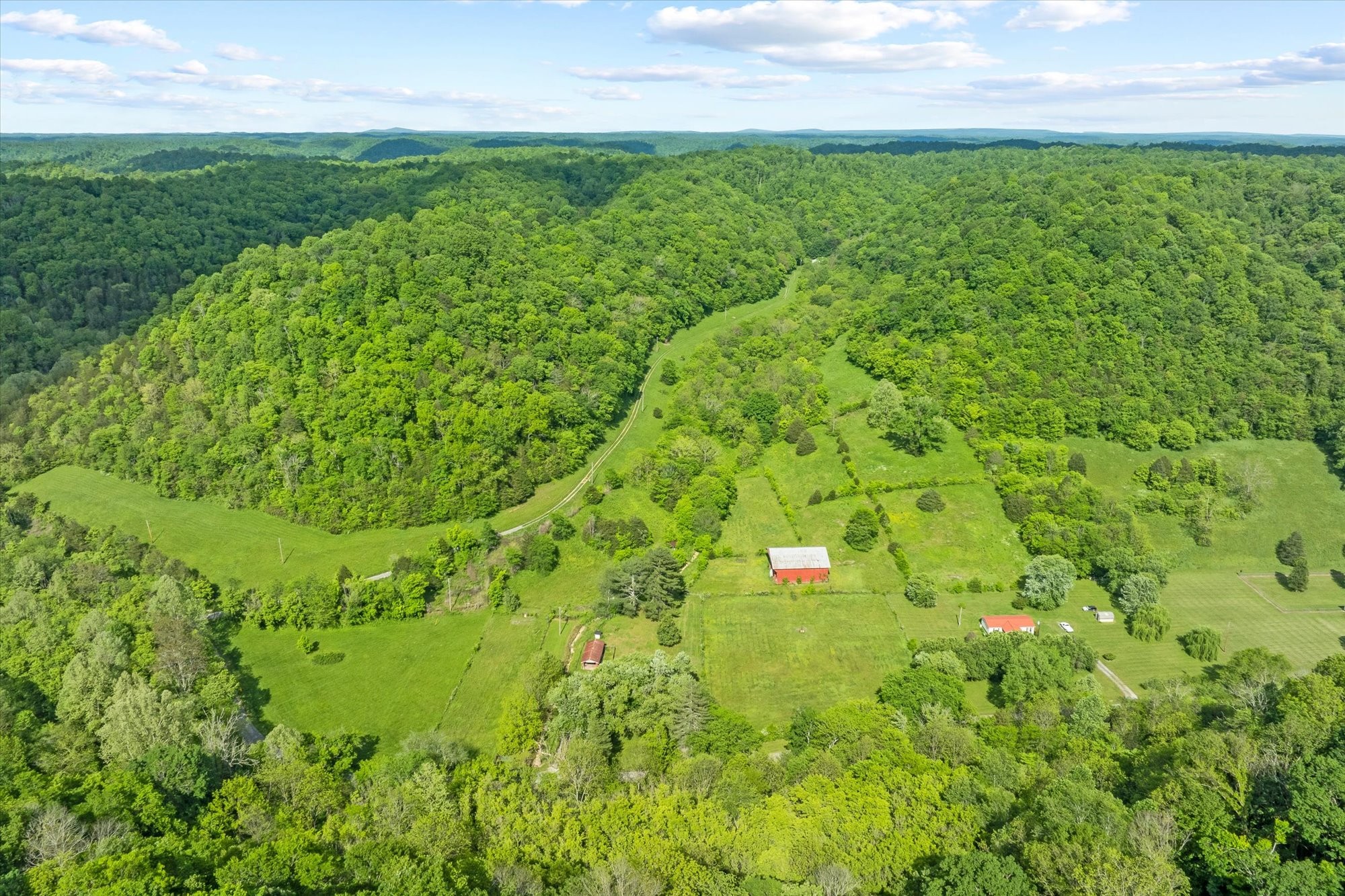 747 Hunting Creek Rd