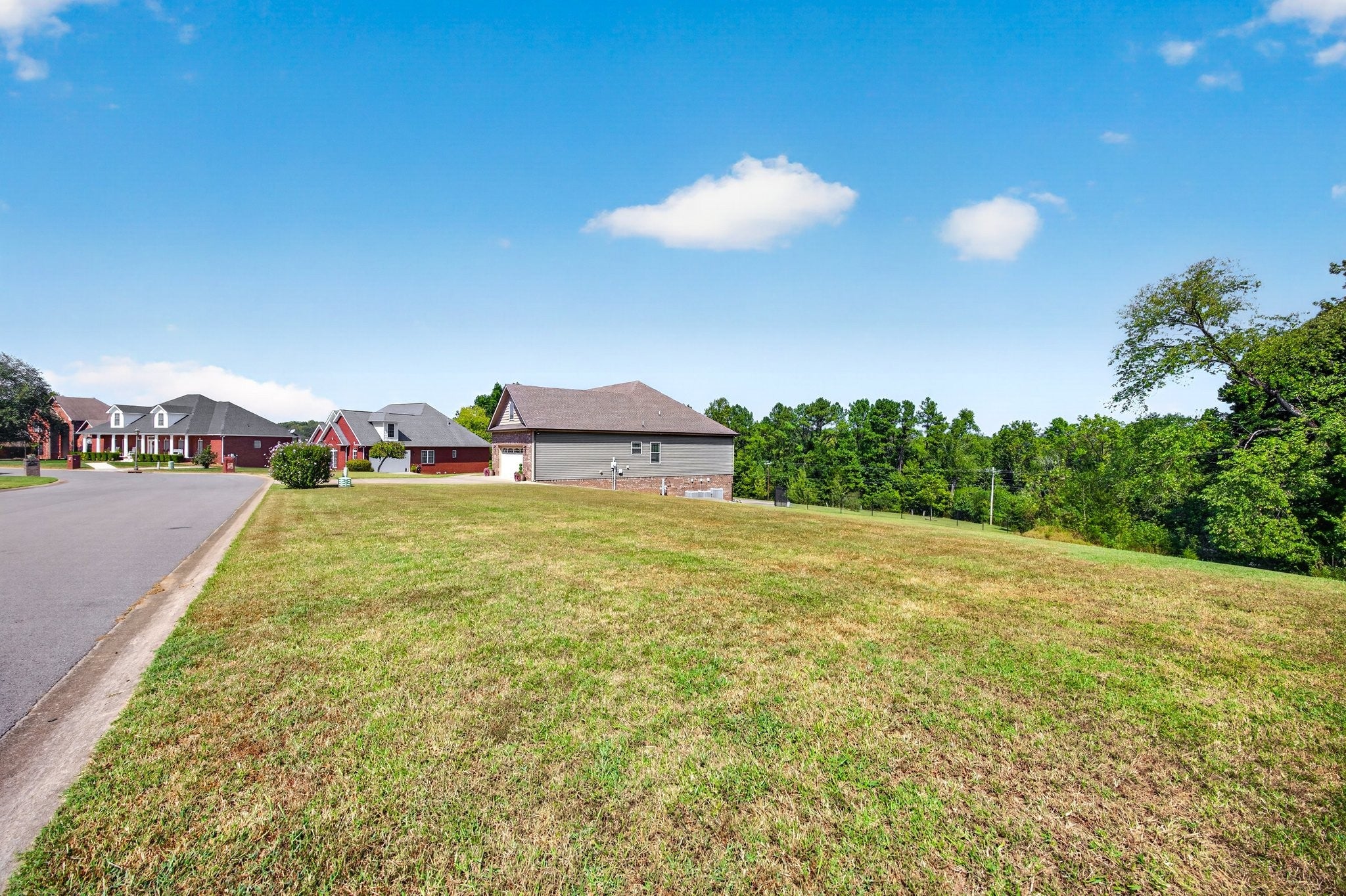 814 Iron Wood Cir