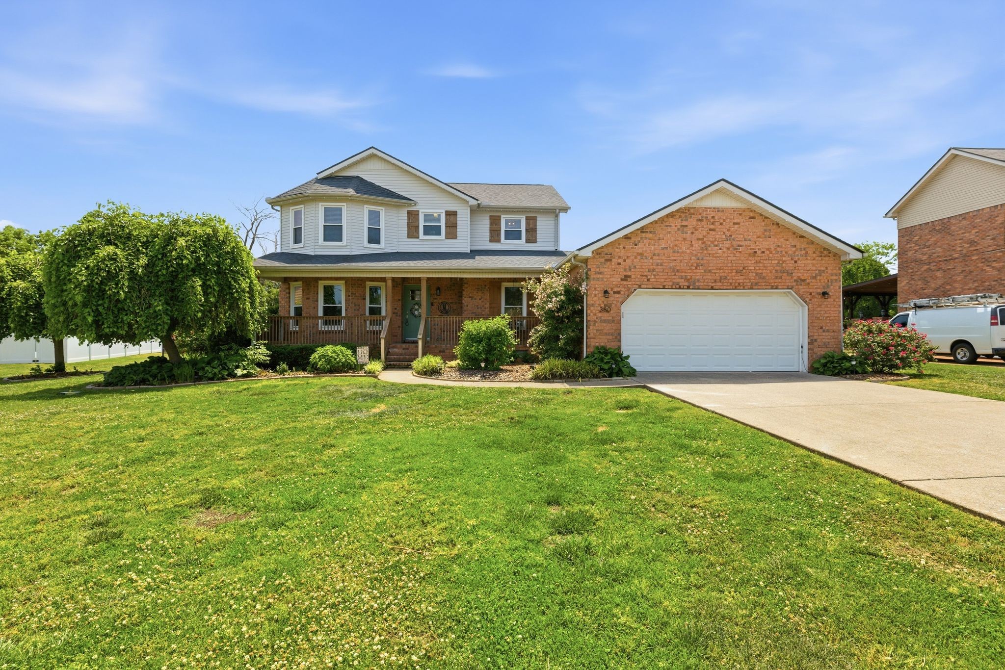 380 Clarkston Dr