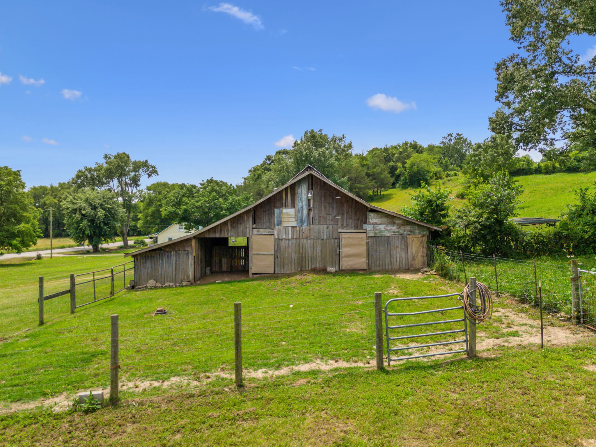 2665 Center Point Rd