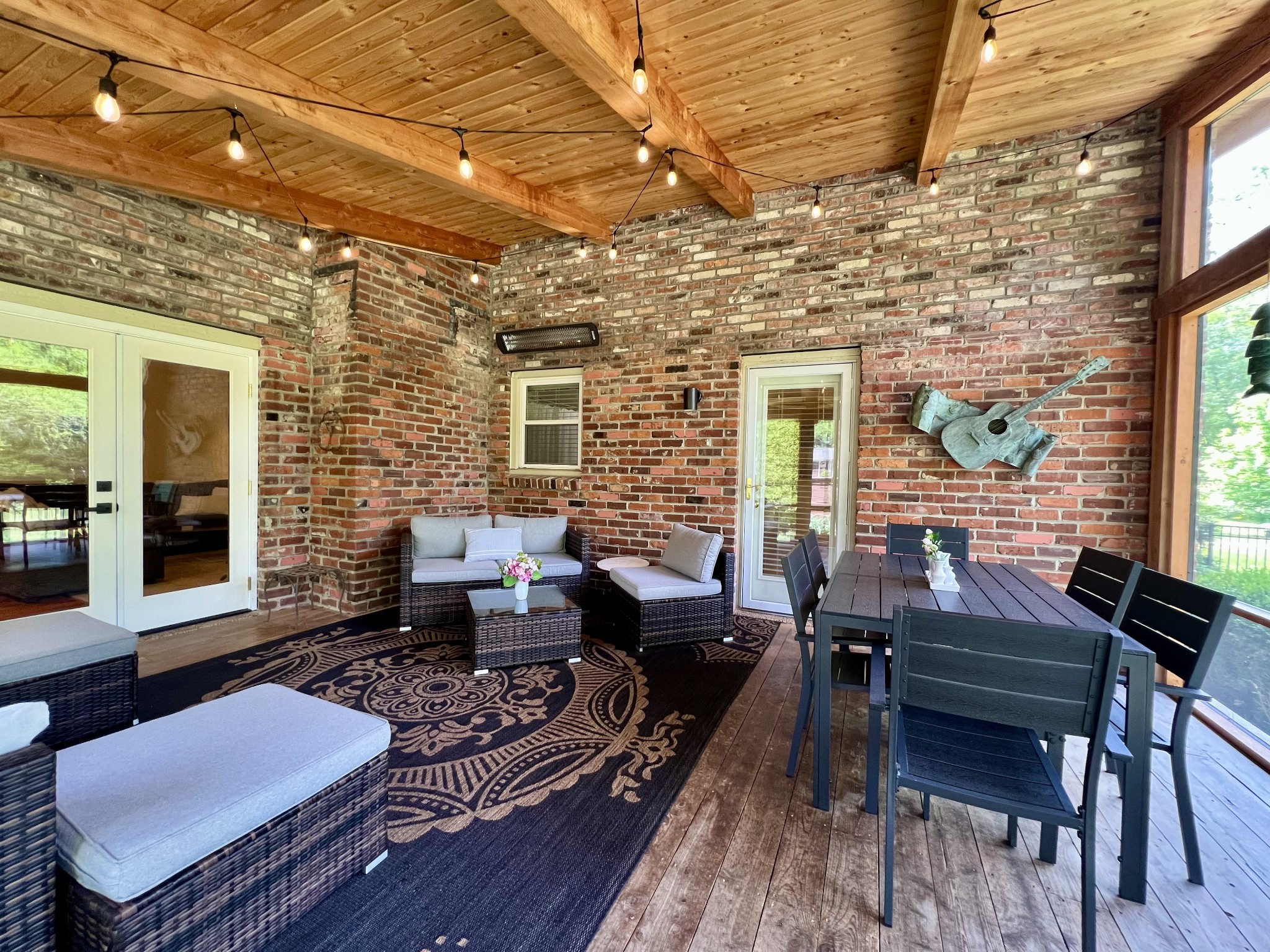 885 Holly Tree Gap Rd