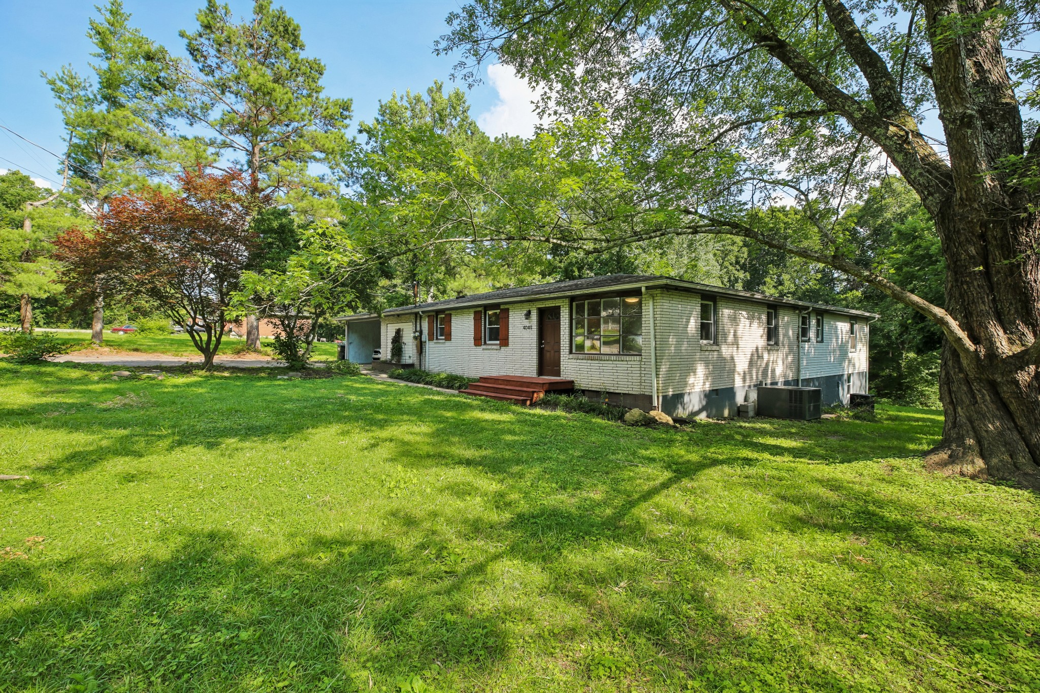 4049 Grays Point Rd - Photo 2